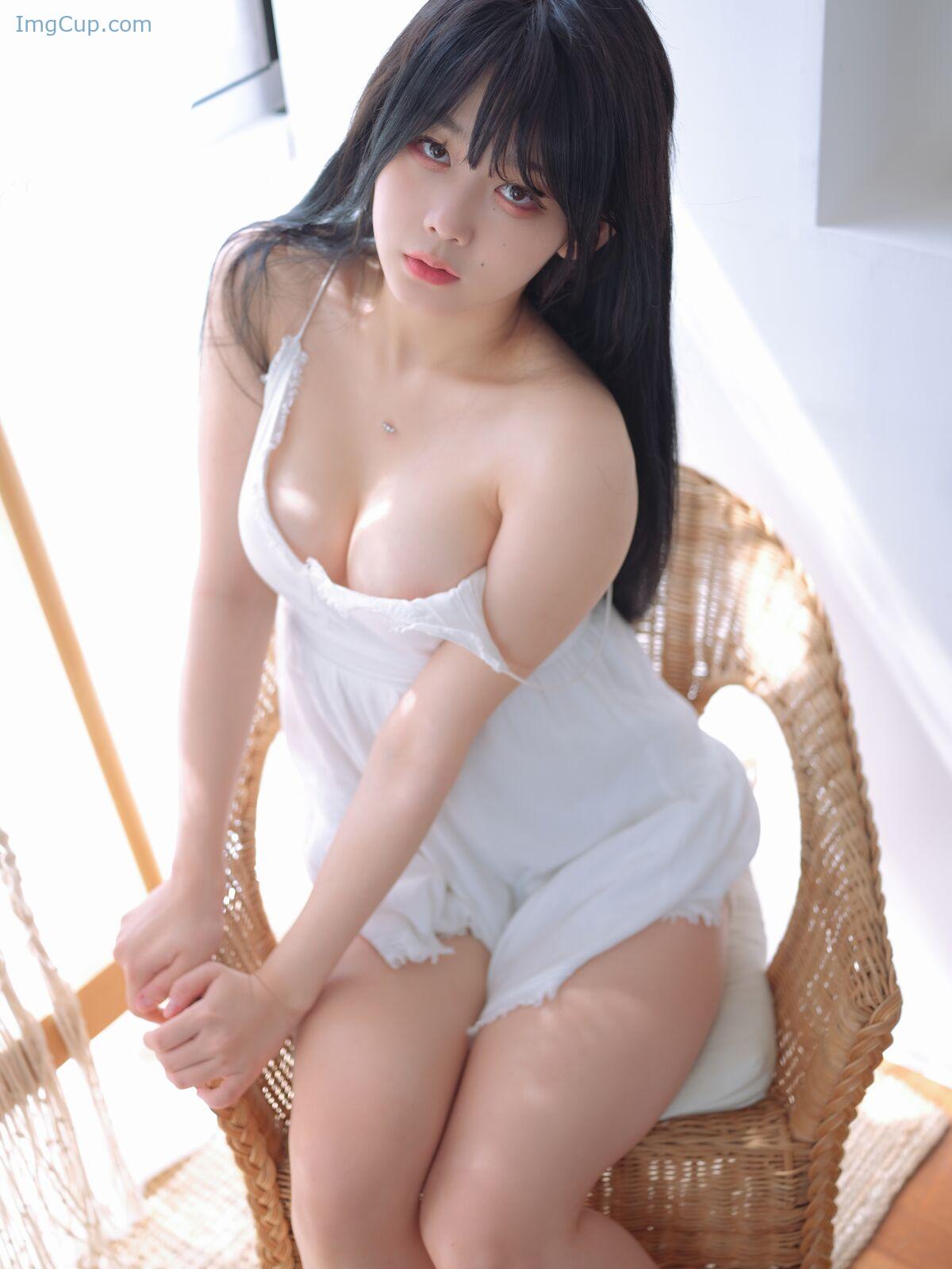 1775984705_5_Yo-U-Zia-지아-–-Secret.jpg 1775984705 5 Yo U Zia 지아 – Secret