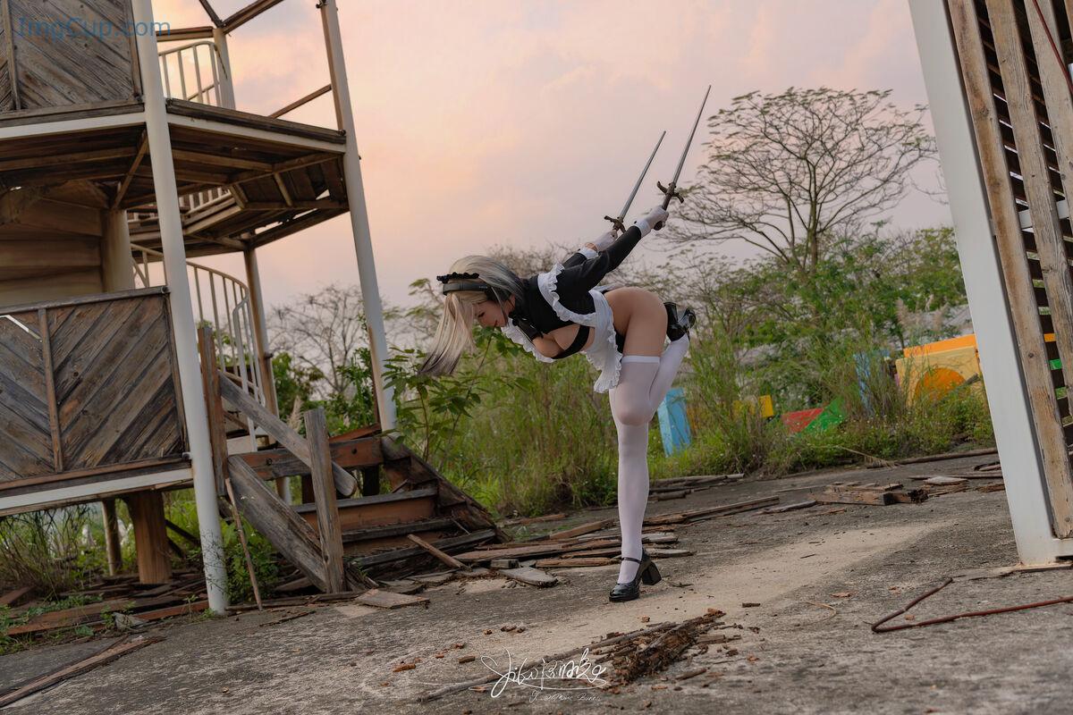 1775995969_385_Coser@黏黏团子兔-–-10月作品-战斗女仆-动感光波.jpg 1775995969 385 Coser@黏黏团子兔 – 10月作品 战斗女仆 动感光波