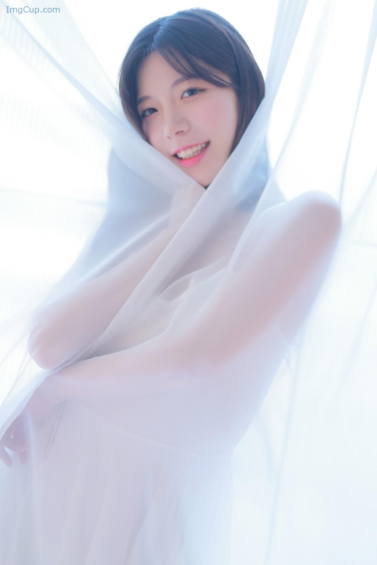 1776035997_342_Patreon-쏘블리-@leeesovely-–-Apr-2023-Photos-B.jpg 1776035997 342 Patreon 쏘블리 @leeesovely – Apr 2023 Photos B