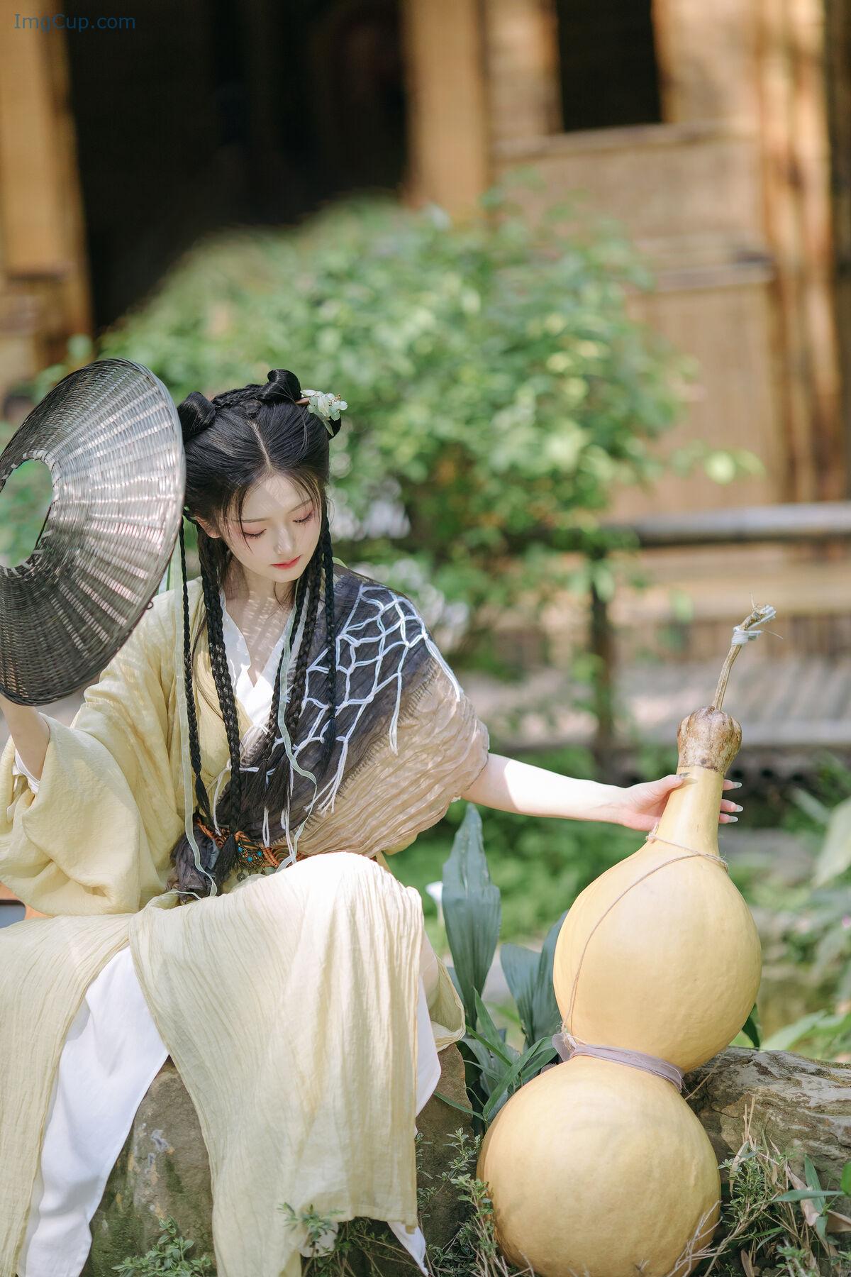 1776036125_413_YiTuYu艺图语-Vol7854-Chi-Yan.jpg 1776036125 413 YiTuYu艺图语 Vol7854 Chi Yan