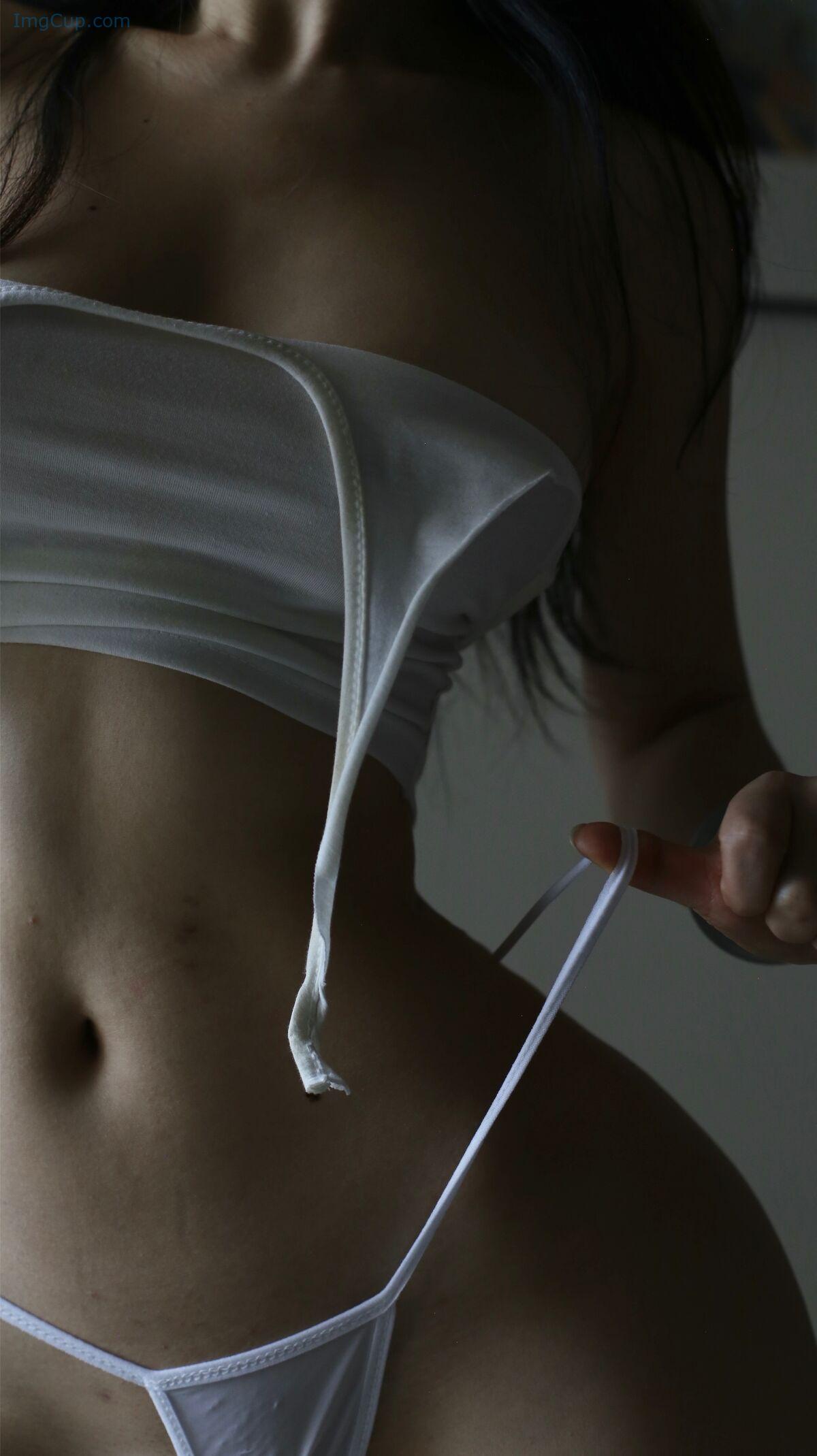 1776094287_431_Wen-Qian-Cool-文茜cool-–-凳子上的娇俏-Part2.jpg 1776094287 431 Wen Qian Cool 文茜cool – 凳子上的娇俏 Part2