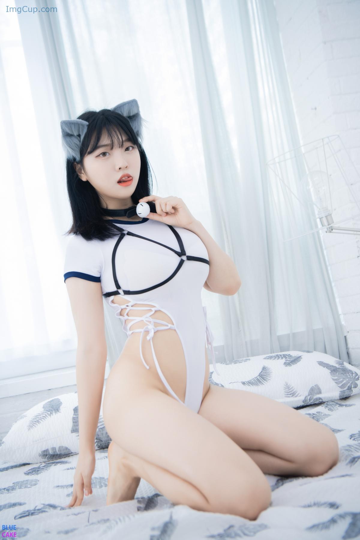 1776116858_118_BLUECAKE-Song-Hana-송하나-–-Strange-Cat.jpg 1776116858 118 BLUECAKE Song Hana 송하나 – Strange Cat