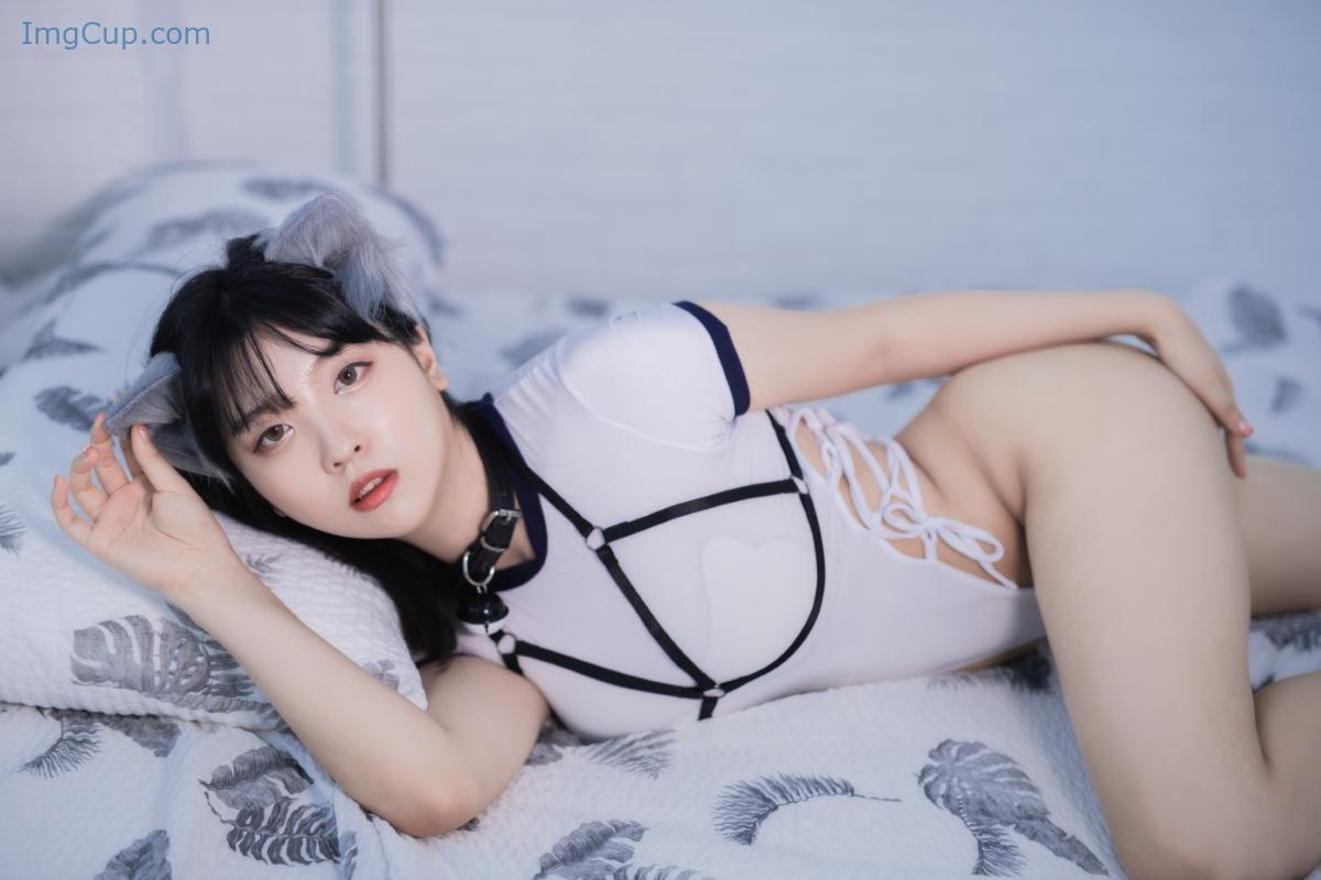 1776116902_764_BLUECAKE-Song-Hana-송하나-–-Strange-Cat.jpg 1776116902 764 BLUECAKE Song Hana 송하나 – Strange Cat