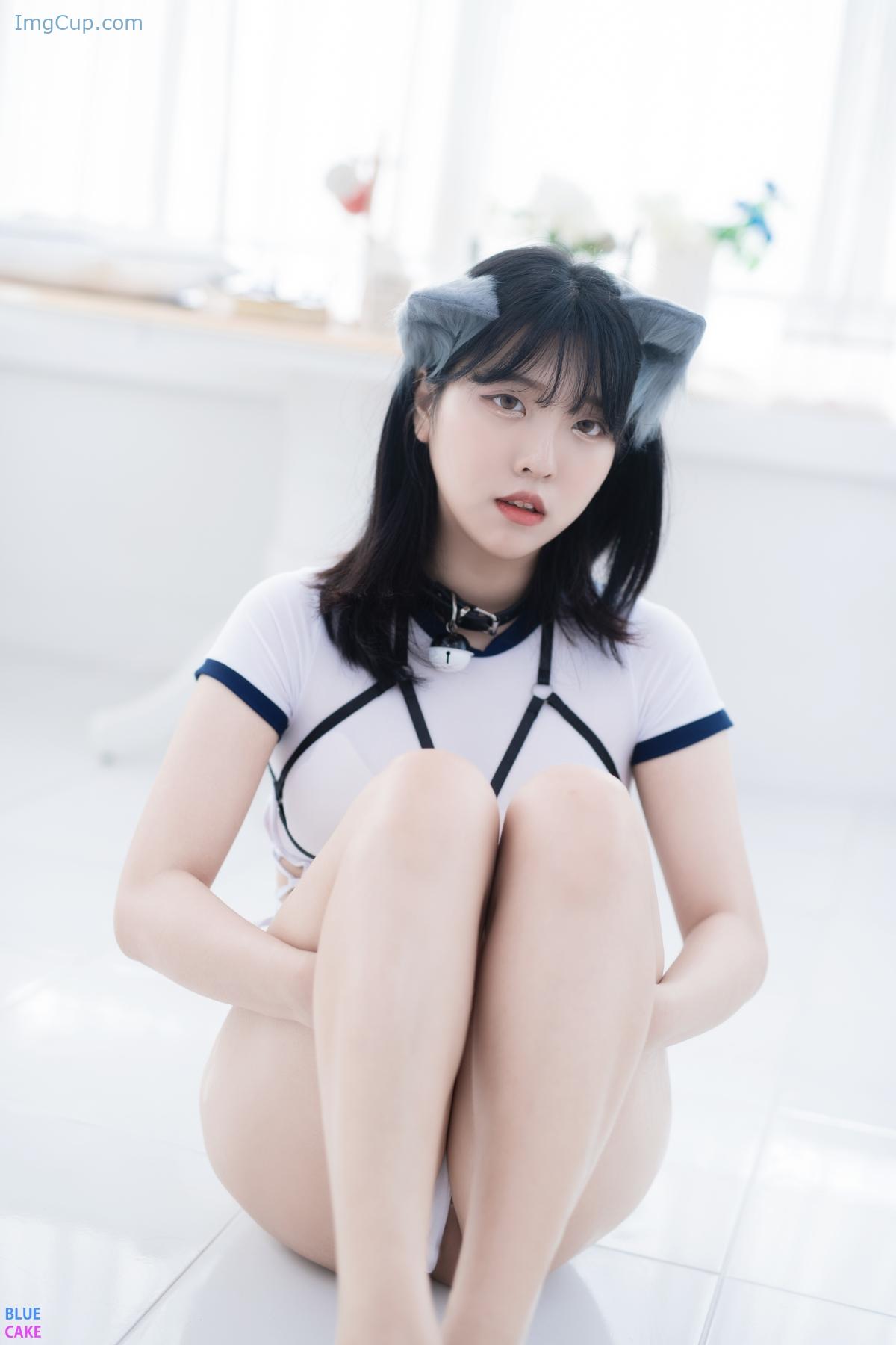 1776116908_29_BLUECAKE-Song-Hana-송하나-–-Strange-Cat.jpg 1776116908 29 BLUECAKE Song Hana 송하나 – Strange Cat