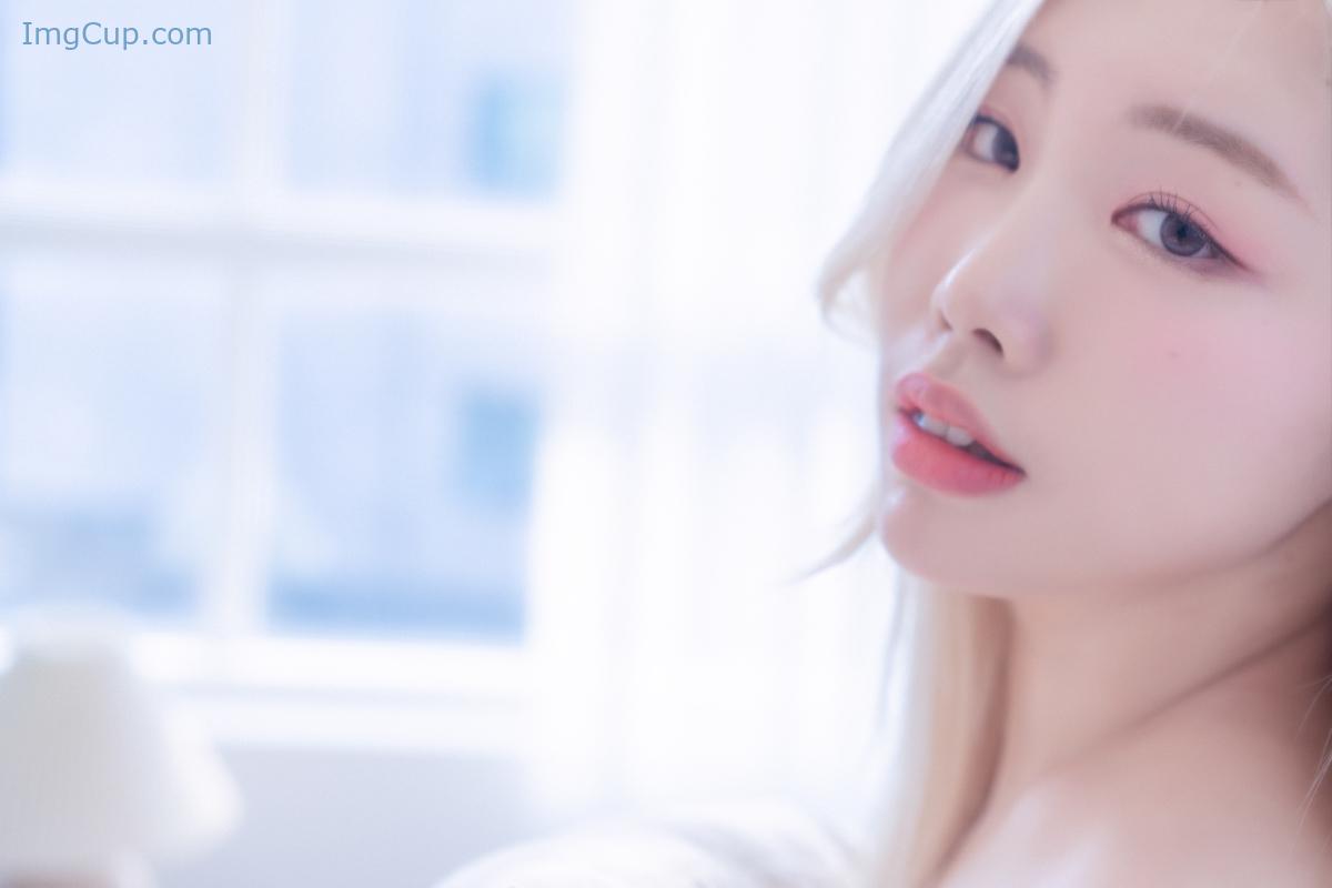 1776149853_514_Yebin-전예빈-–-Homebody.jpg 1776149853 514 Yebin 전예빈 – Homebody