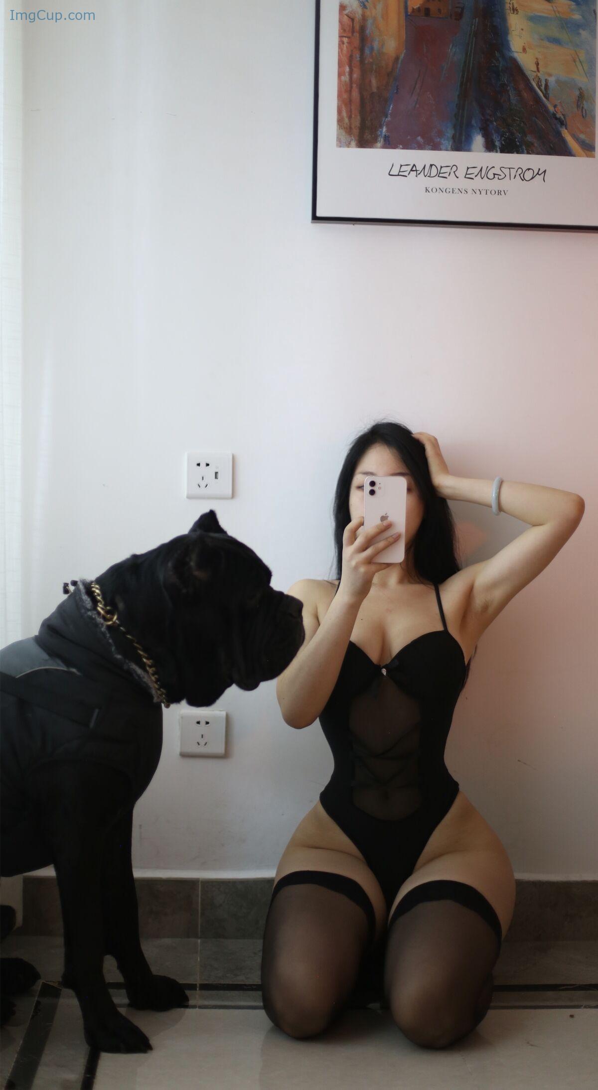 1776152386_550_Wen-Qian-Cool-文茜cool-–-凳子上的娇俏-Part1.jpg 1776152386 550 Wen Qian Cool 文茜cool – 凳子上的娇俏 Part1