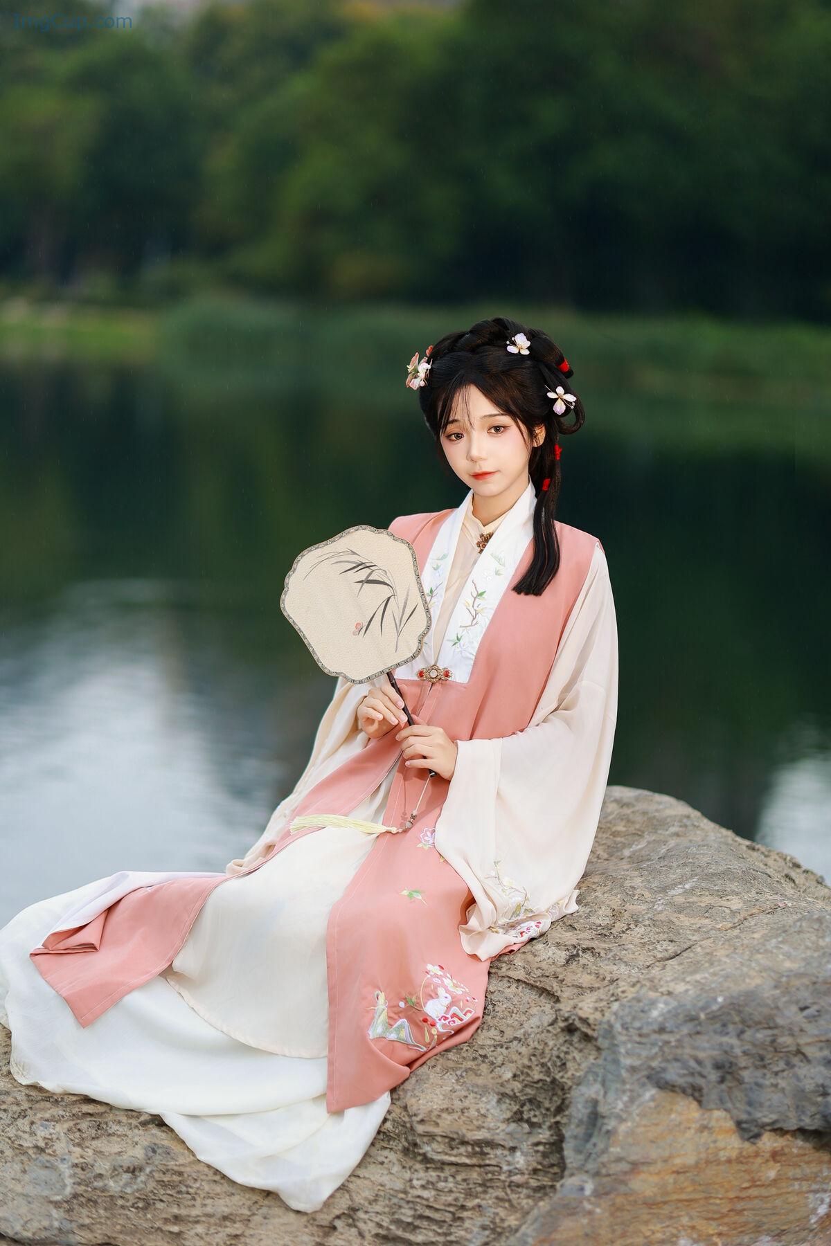 1776188680_463_YiTuYu艺图语-Vol7845-Jie-Ruan-Tang.jpg 1776188680 463 YiTuYu艺图语 Vol7845 Jie Ruan Tang