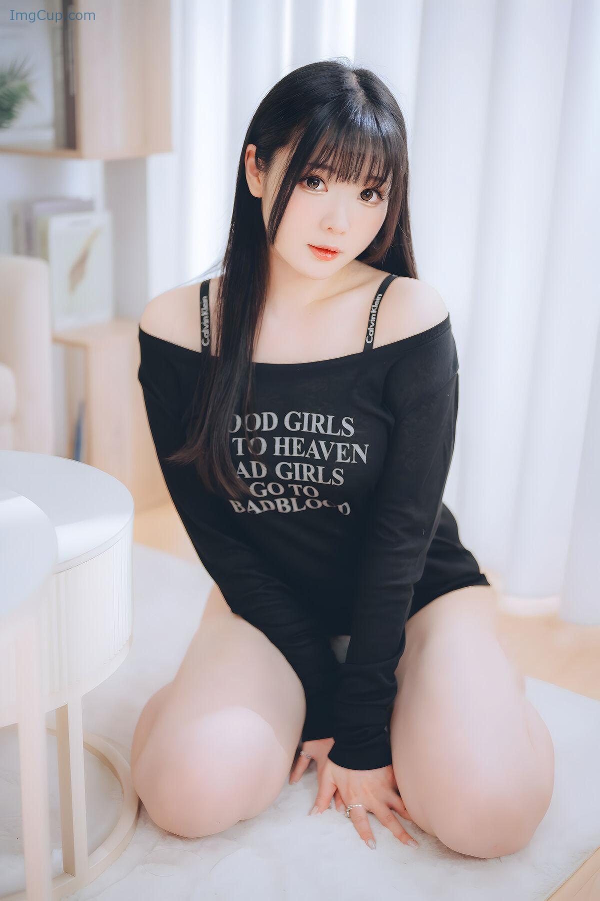 1776191475_502_Coser@霜月Shimo-–-DL版写真集」週末彼女-Part1.jpg 1776191475 502 Coser@霜月Shimo – DL版写真集」週末彼女 Part1
