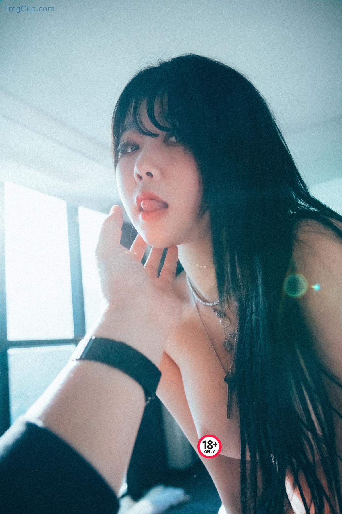 1776245238_131_Loozy-Zia-지아-–-Wannait.jpg 1776245238 131 Loozy Zia 지아 – Wannait