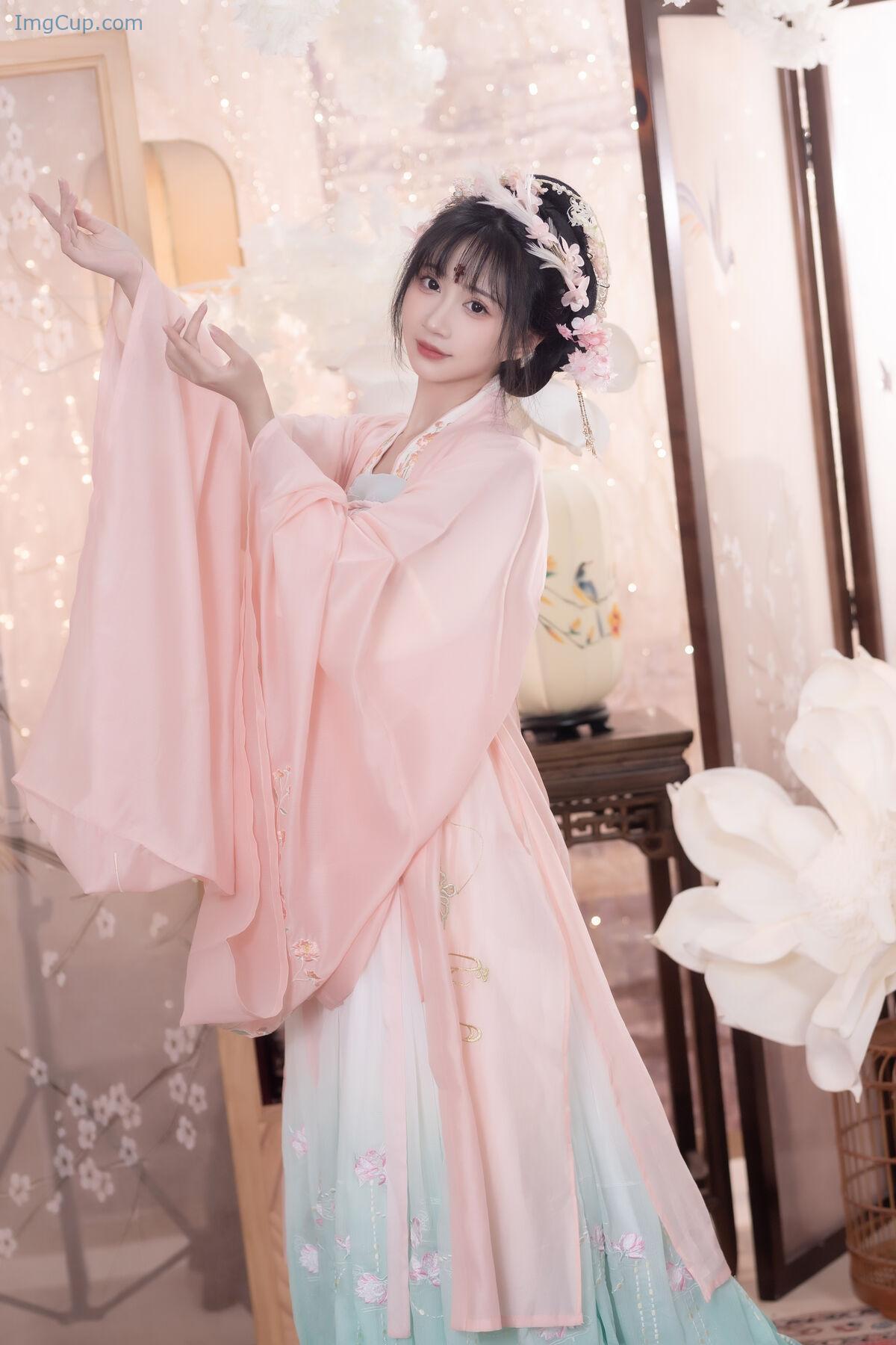 1776261212_649_YiTuYu艺图语-Vol7843-Qi-Luo-Sheng-De-Xiao-Su-Su.jpg 1776261212 649 YiTuYu艺图语 Vol7843 Qi Luo Sheng De Xiao Su Su
