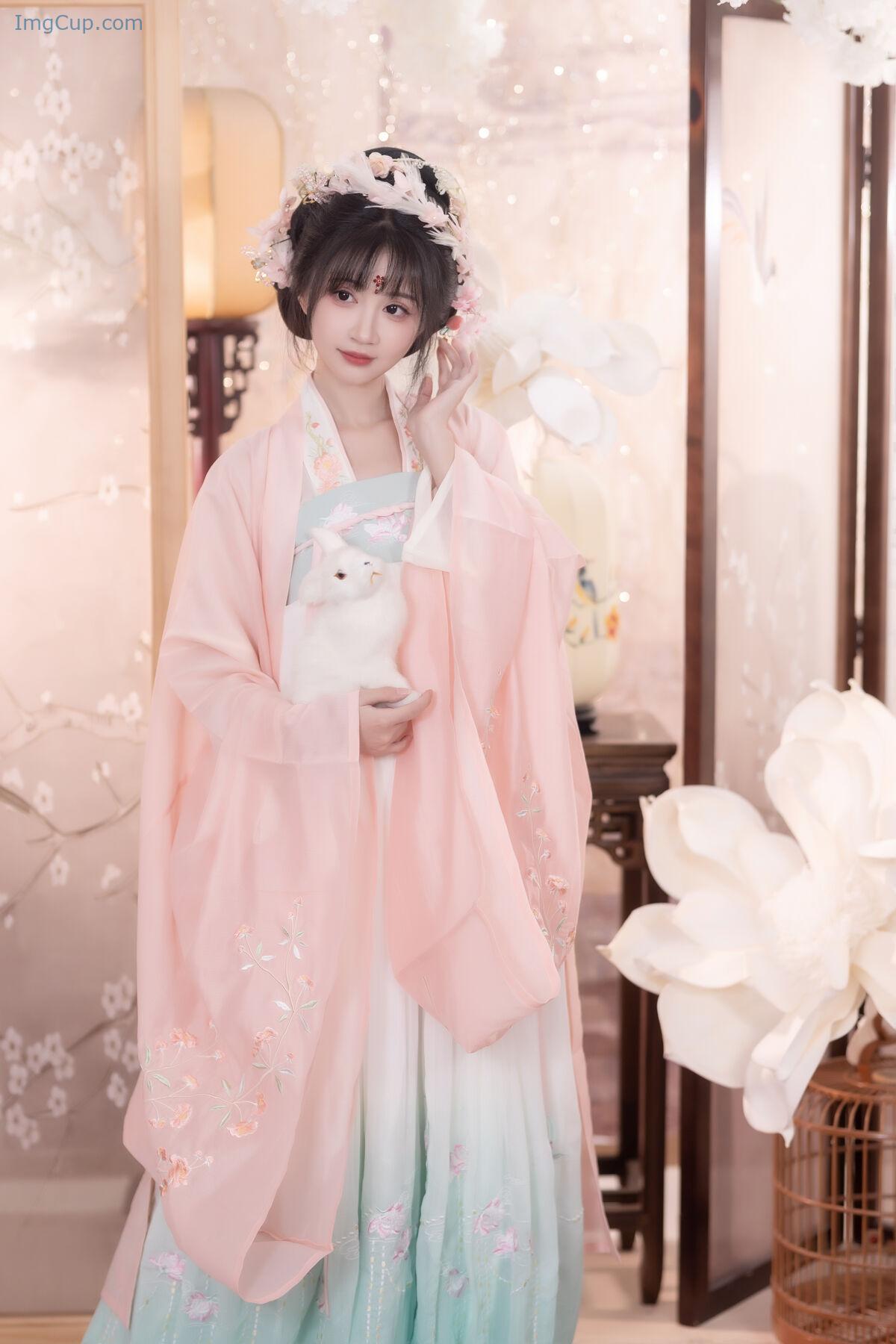 1776261215_201_YiTuYu艺图语-Vol7843-Qi-Luo-Sheng-De-Xiao-Su-Su.jpg 1776261215 201 YiTuYu艺图语 Vol7843 Qi Luo Sheng De Xiao Su Su