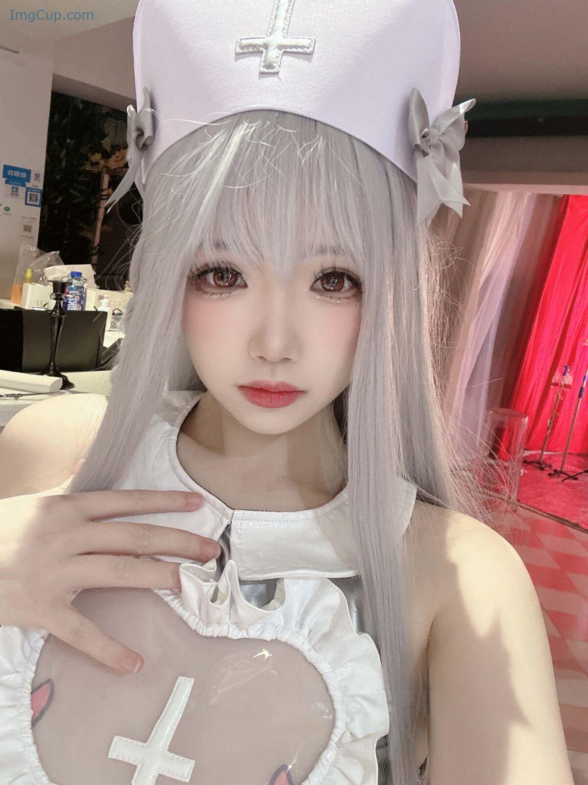 1776267840_953_Coser@雪晴Astra-–-银发魔女护士-实习日记.jpg 1776267840 953 Coser@雪晴Astra – 银发魔女护士 实习日记