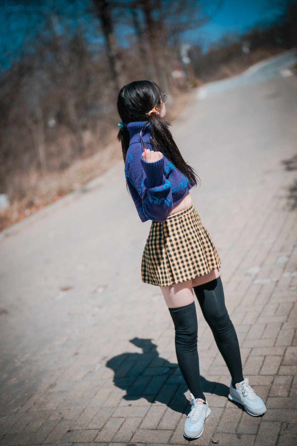 1776282707_762_DJAWA-Son-Ye-Eun-손예은-–-Early-Spring-Walk-In-March.jpg 1776282707 762 DJAWA Son Ye Eun 손예은 – Early Spring Walk In March