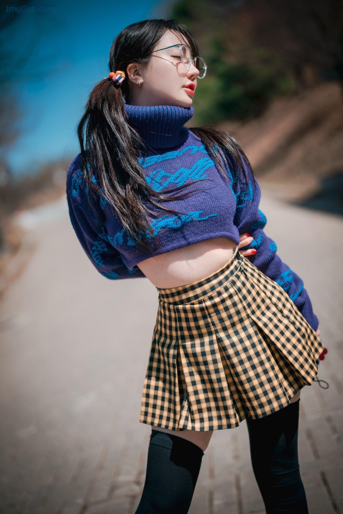 1776282719_173_DJAWA-Son-Ye-Eun-손예은-–-Early-Spring-Walk-In-March.jpg 1776282719 173 DJAWA Son Ye Eun 손예은 – Early Spring Walk In March