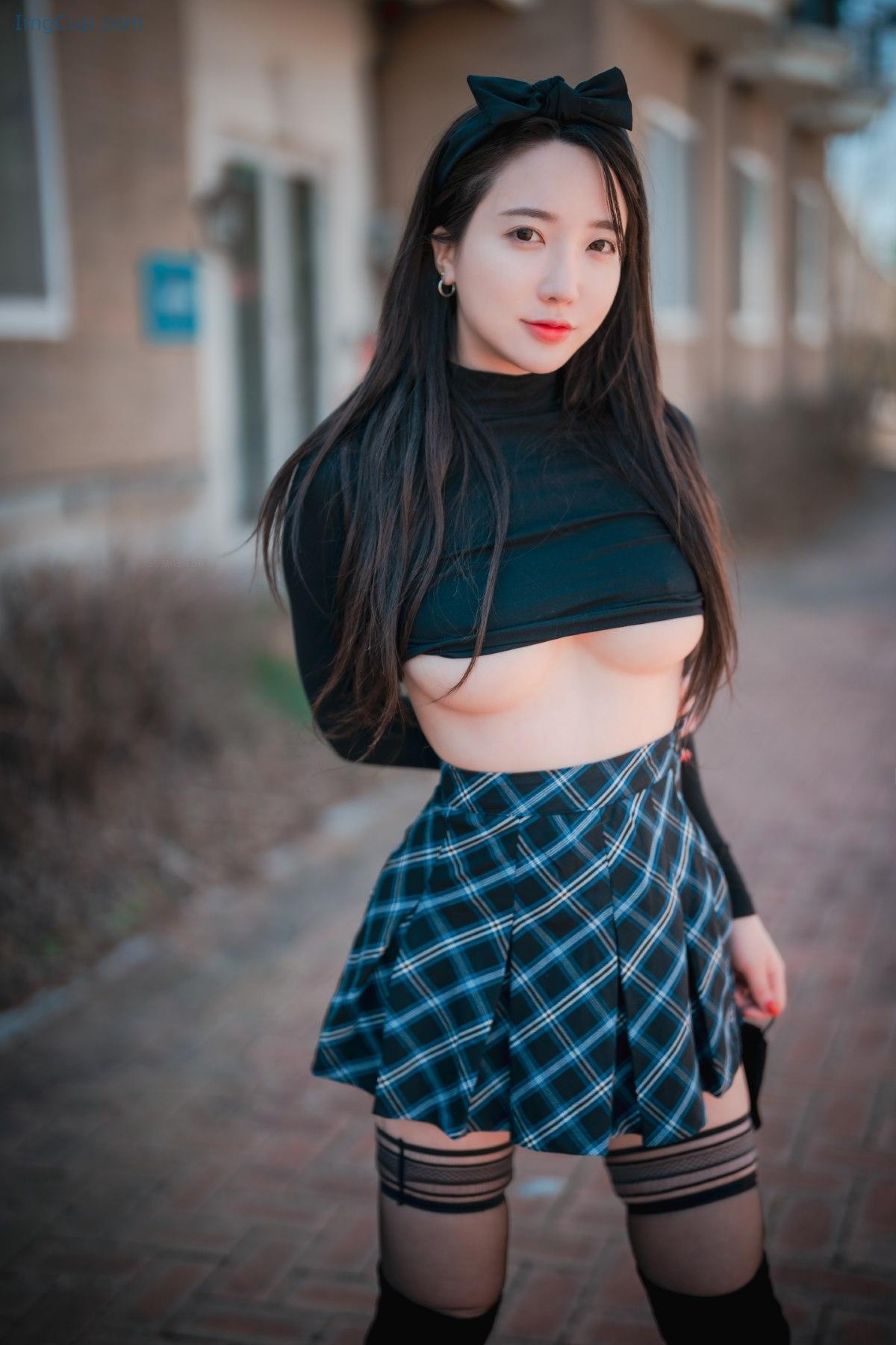 1776282723_397_DJAWA-Son-Ye-Eun-손예은-–-Early-Spring-Walk-In-March.jpg 1776282723 397 DJAWA Son Ye Eun 손예은 – Early Spring Walk In March