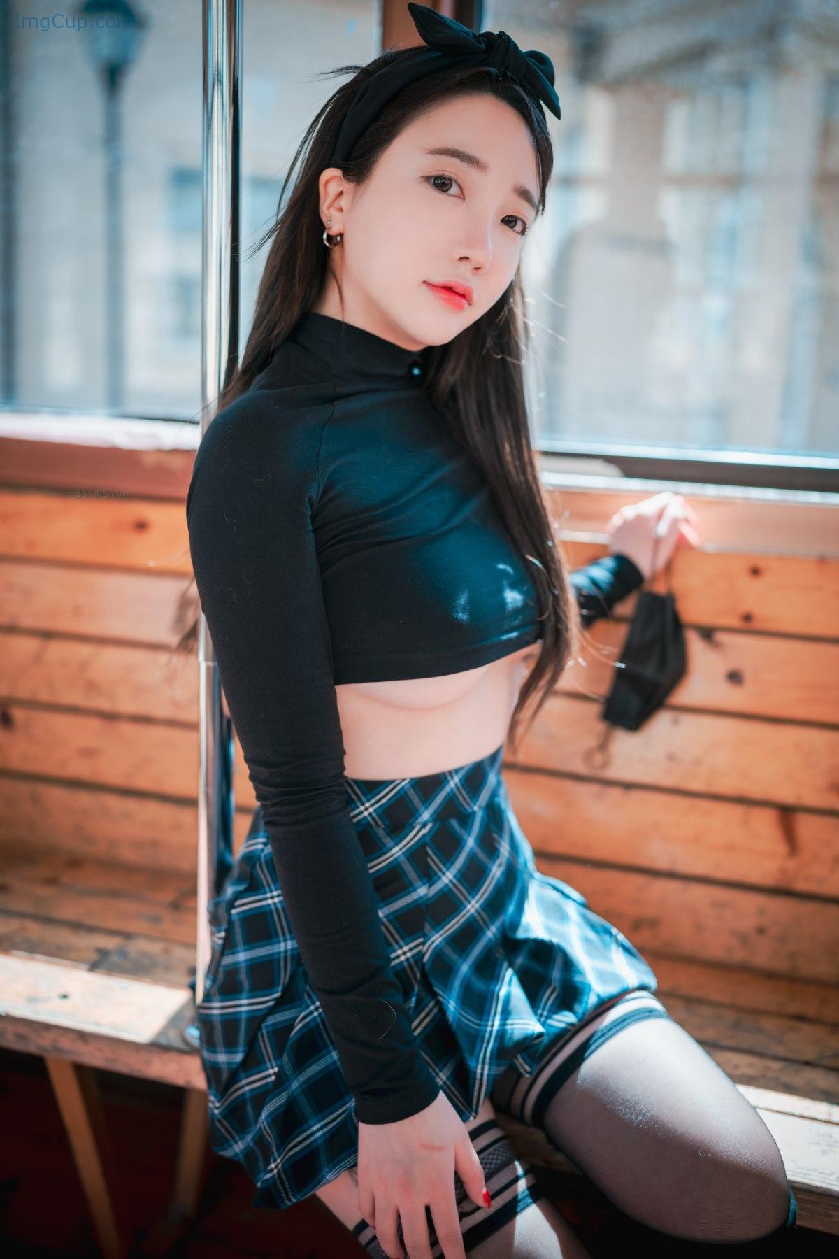 1776290599_425_DJAWA-Son-Ye-Eun-손예은-–-Early-Spring-Walk-In-March.jpg 1776290599 425 DJAWA Son Ye Eun 손예은 – Early Spring Walk In March