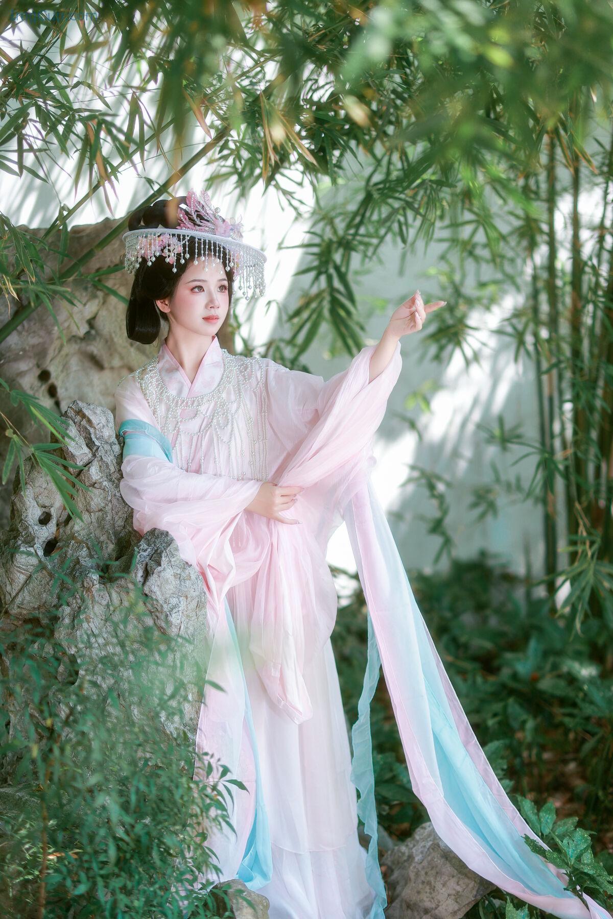 1776365063_323_YiTuYu艺图语-Vol7837-Xiao-Du-Tong-Xue.jpg 1776365063 323 YiTuYu艺图语 Vol7837 Xiao Du Tong Xue