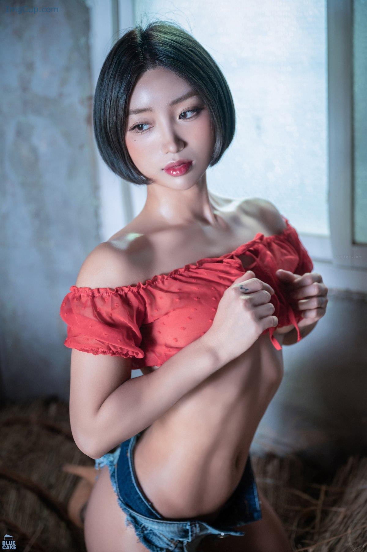 1777769532_333_BlueCake-Booty-Queen-–-Jean-RED-Ver.jpg 1777769532 333 BlueCake Booty Queen – Jean RED Ver