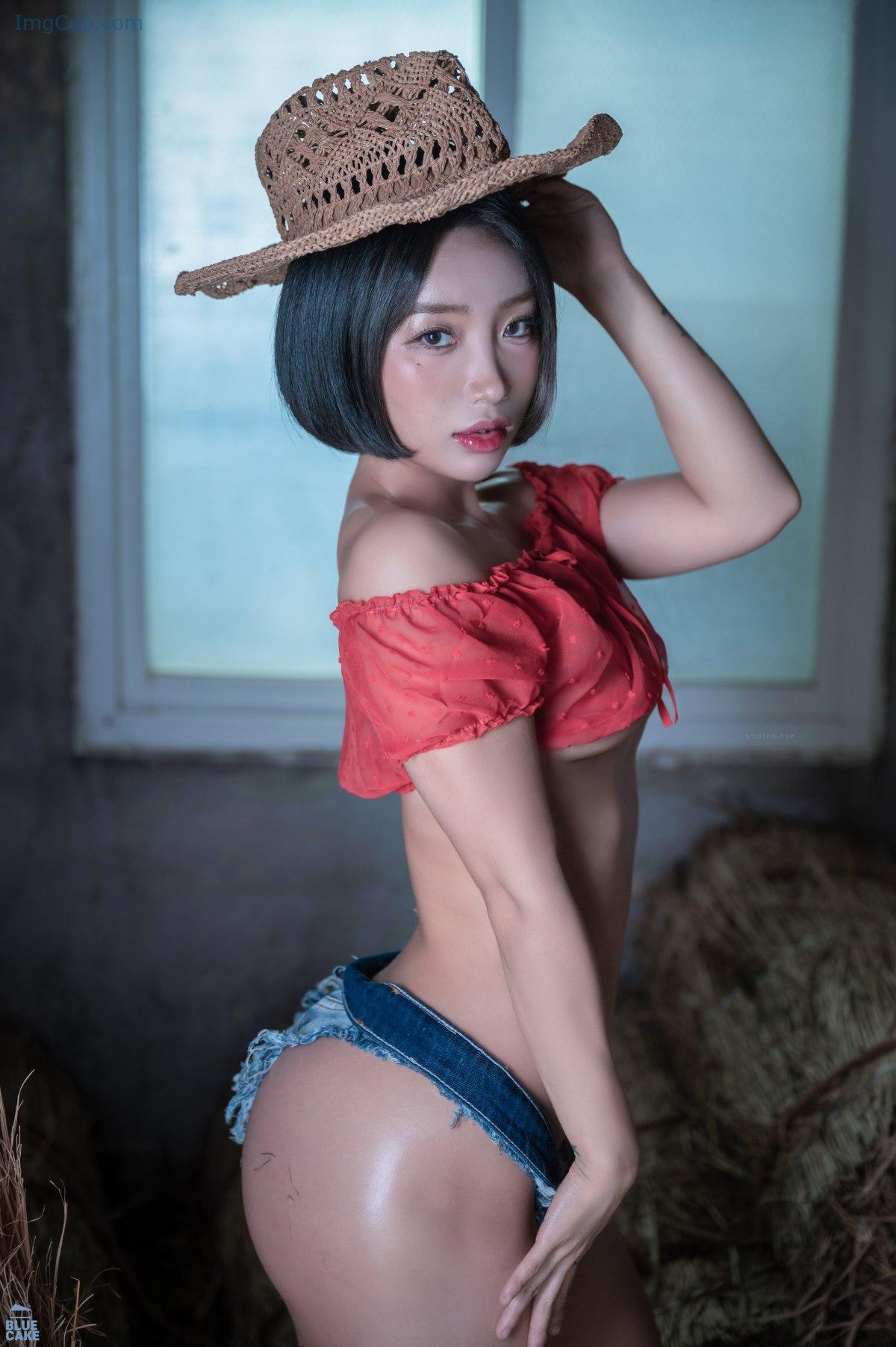 1777769599_191_BlueCake-Booty-Queen-–-Jean-RED-Ver.jpg 1777769599 191 BlueCake Booty Queen – Jean RED Ver