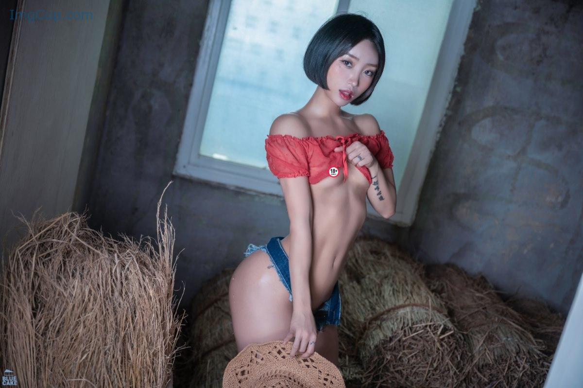 1777769605_427_BlueCake-Booty-Queen-–-Jean-RED-Ver.jpg 1777769605 427 BlueCake Booty Queen – Jean RED Ver
