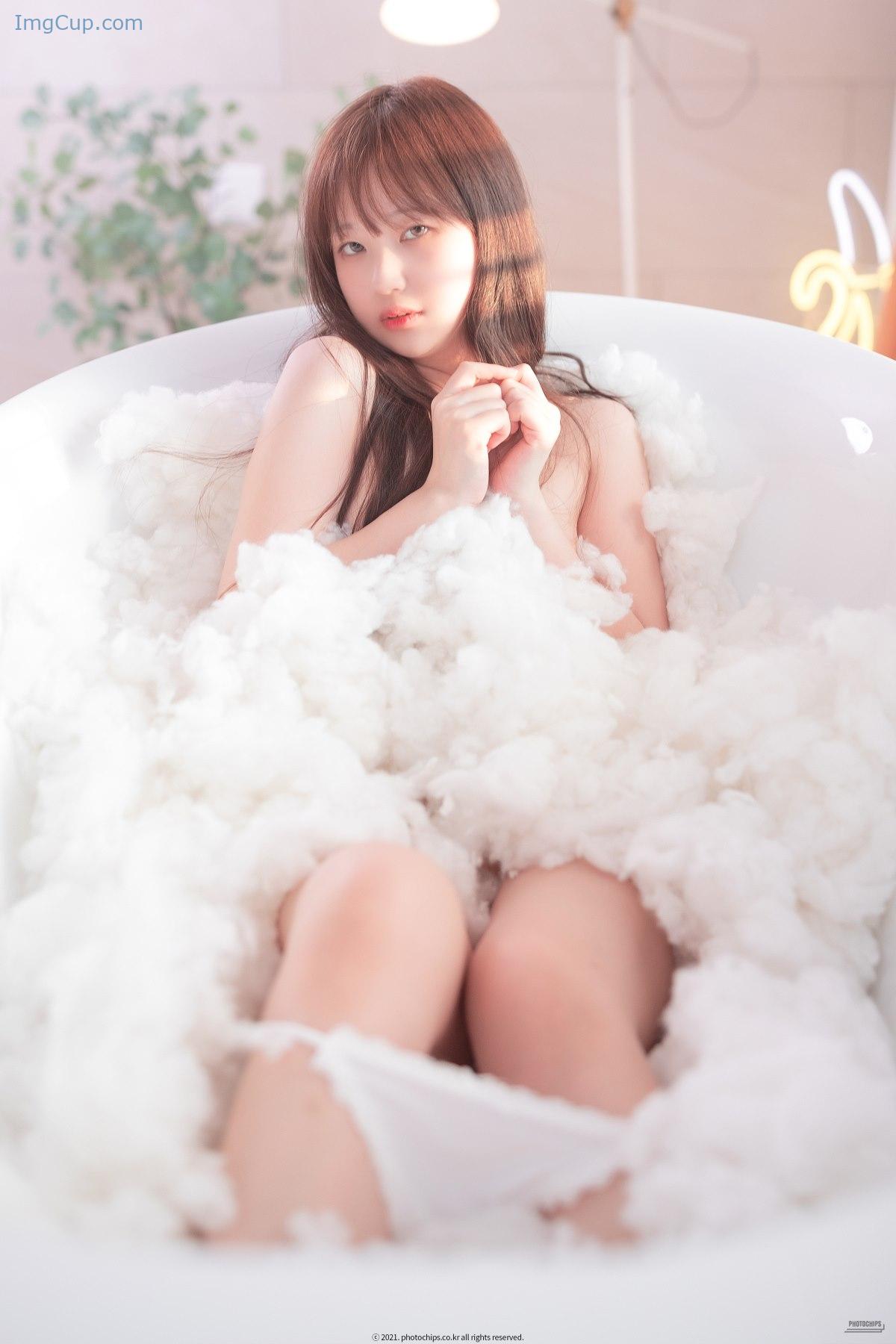 1777785392_303_PhotoChips-Vol111-No6-Sia-시아.jpg 1777785392 303 PhotoChips Vol111 No6 Sia 시아
