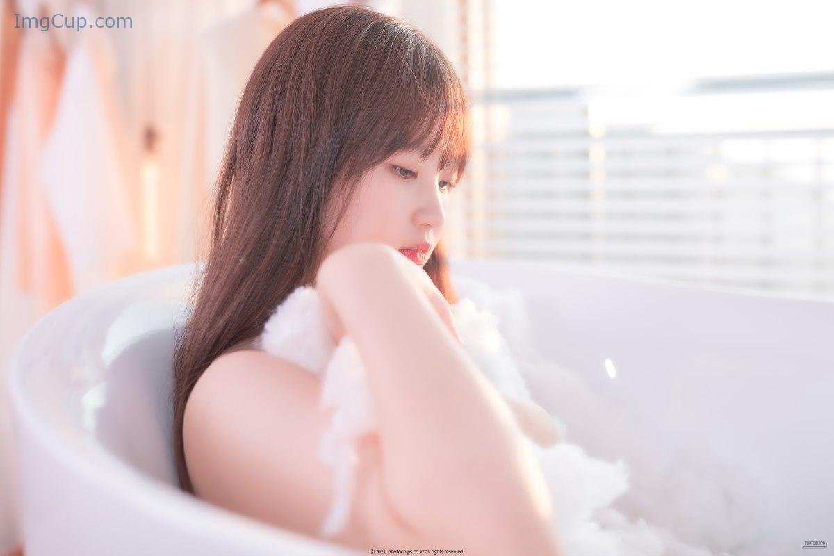 1777785451_664_PhotoChips-Vol111-No6-Sia-시아.jpg 1777785451 664 PhotoChips Vol111 No6 Sia 시아