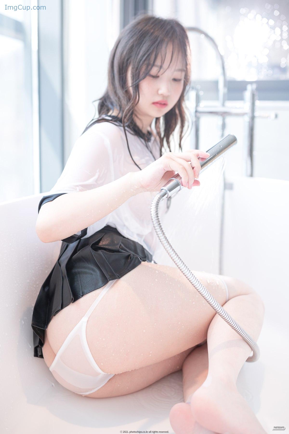 1777785718_982_PhotoChips-Vol111-No6-Sia-시아.jpg 1777785718 982 PhotoChips Vol111 No6 Sia 시아