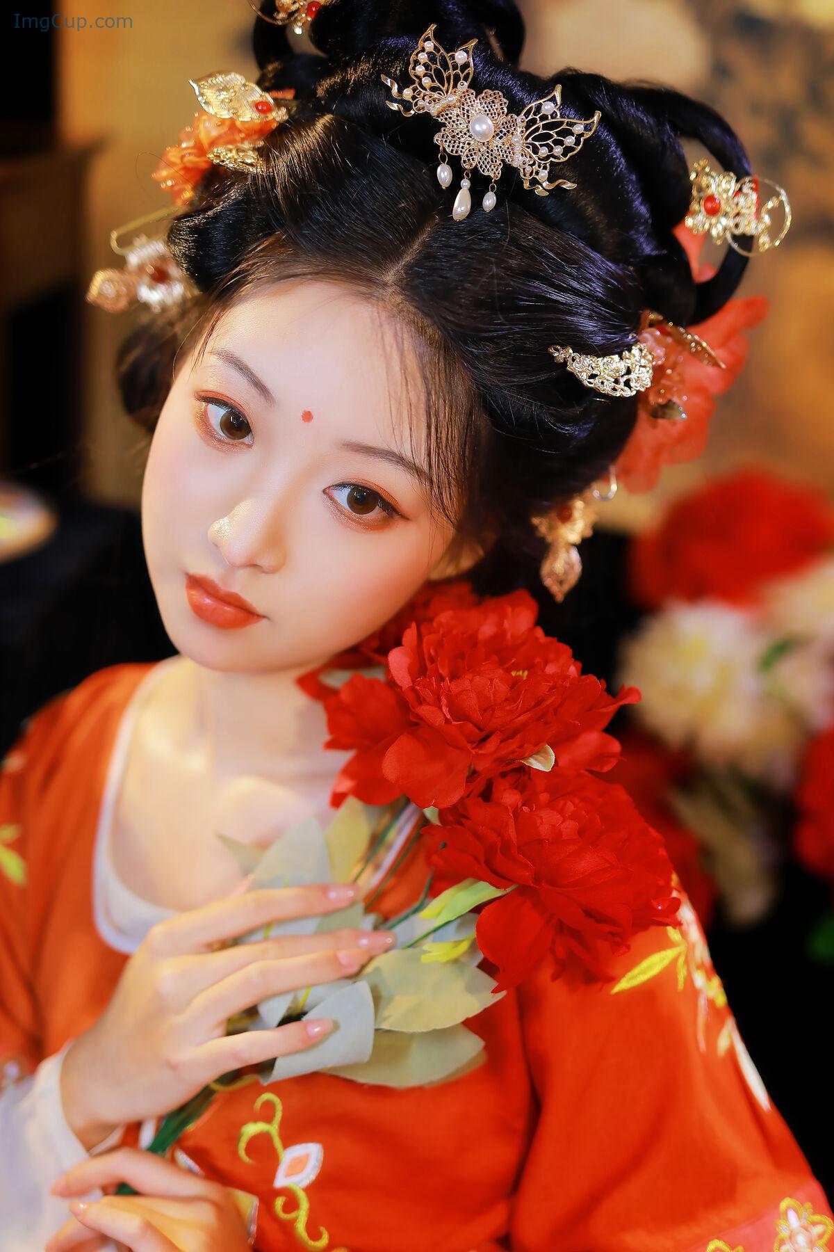 1777796045_394_YiTuYu艺图语-Vol7782-Sei-Yuan.jpg 1777796045 394 YiTuYu艺图语 Vol7782 Sei Yuan