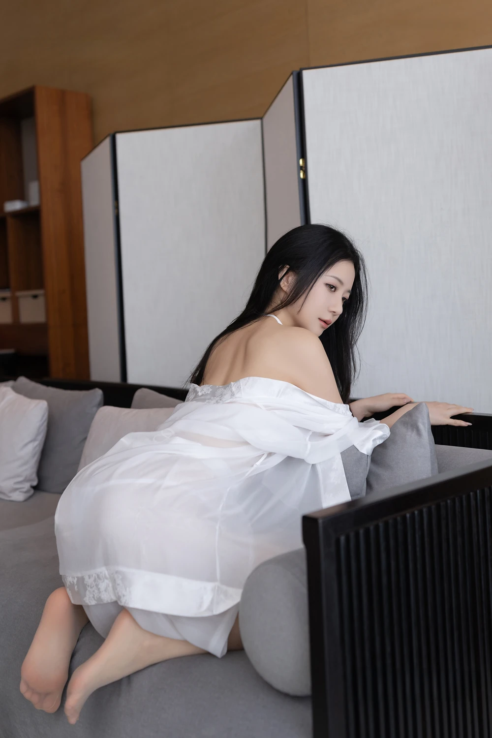 REN09M102_30.webp.webp REN09M102 30.webp