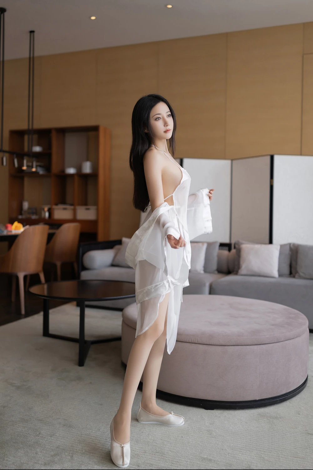 REN09M102_8.webp.webp REN09M102 8.webp
