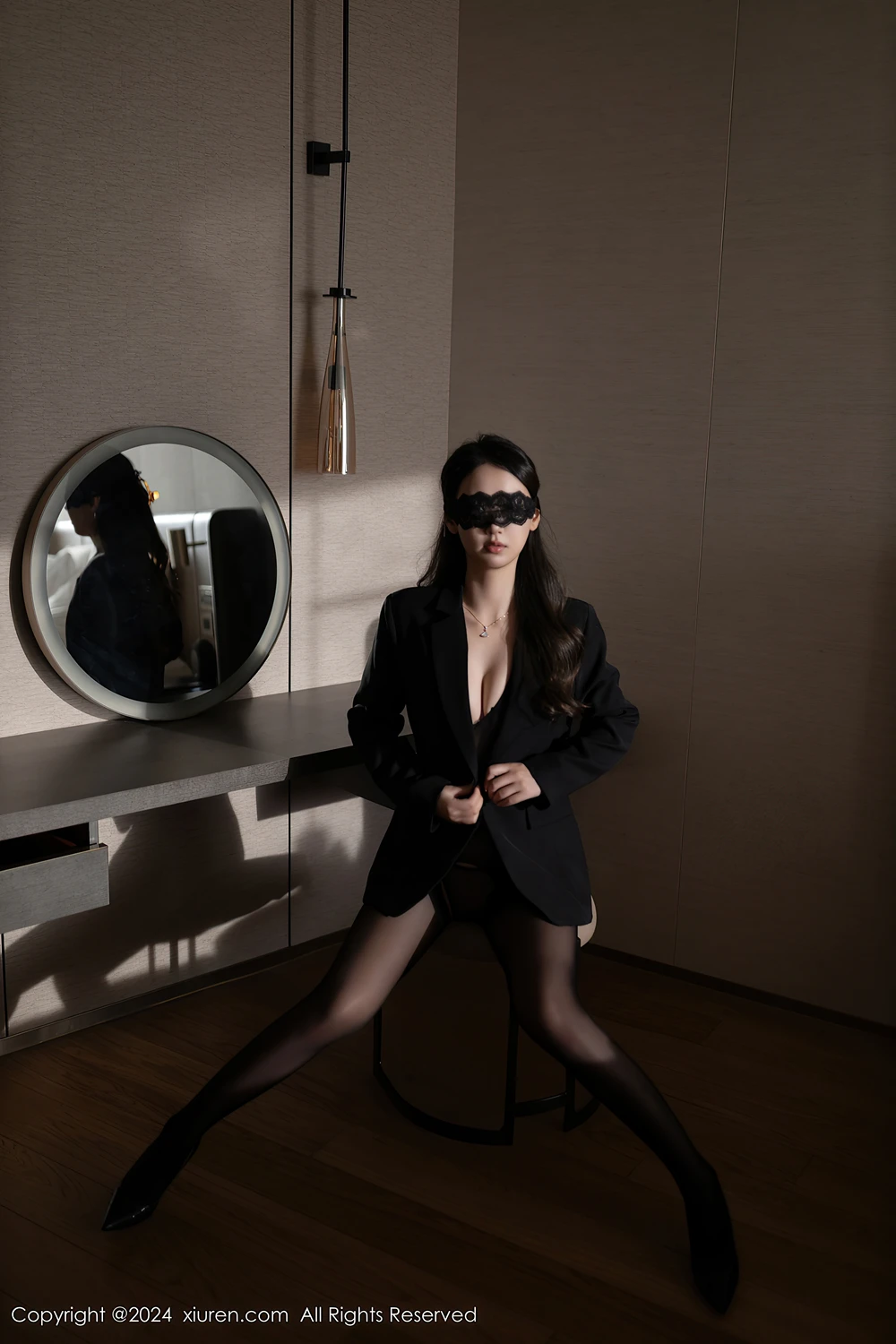 REN09M203_18.webp.webp REN09M203 18.webp