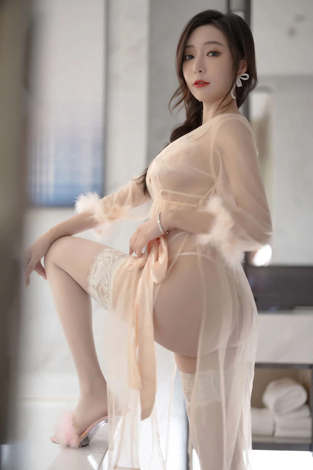 REN09M205_15.webp.webp REN09M205 15.webp