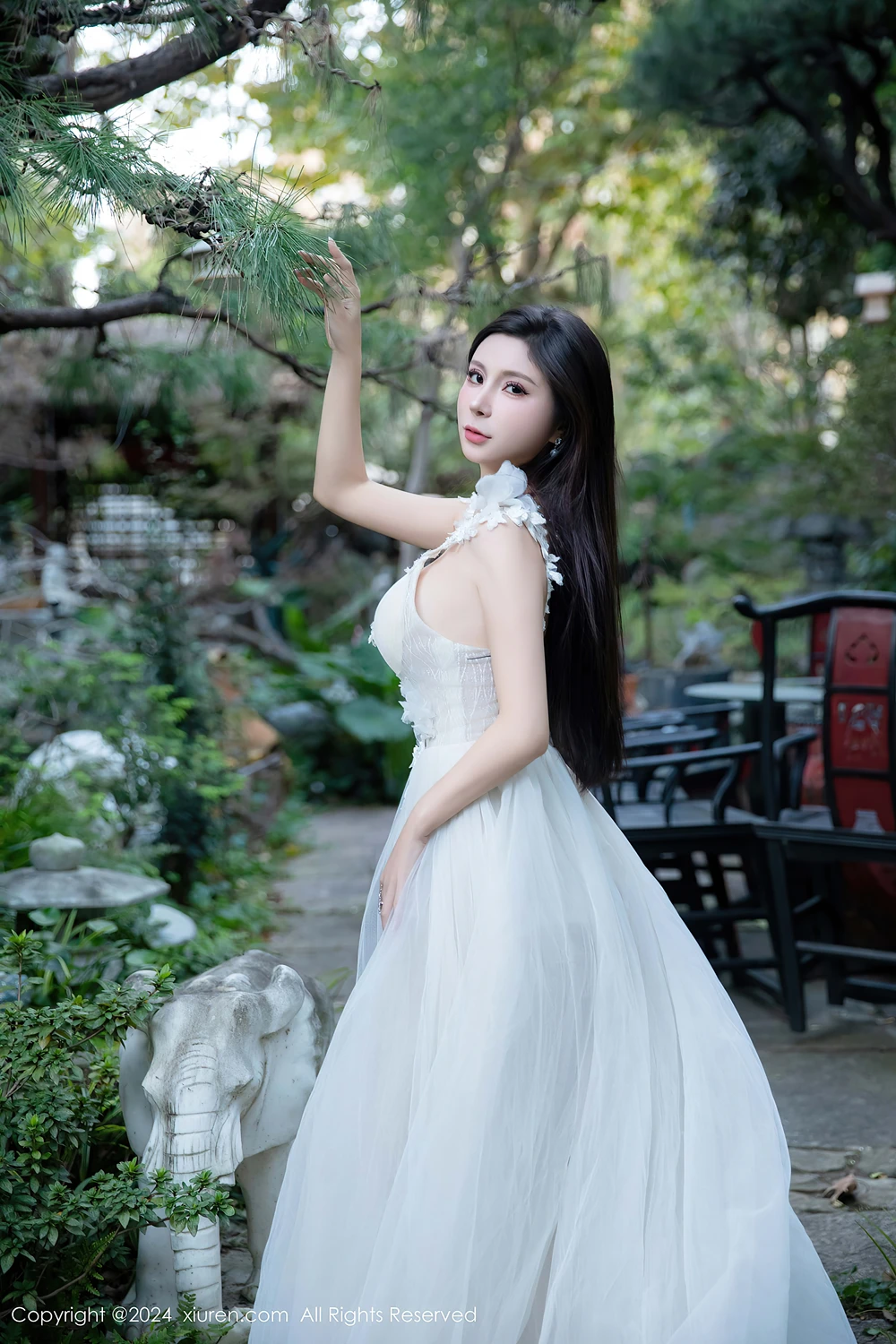 REN09M304_3.webp.webp REN09M304 3.webp