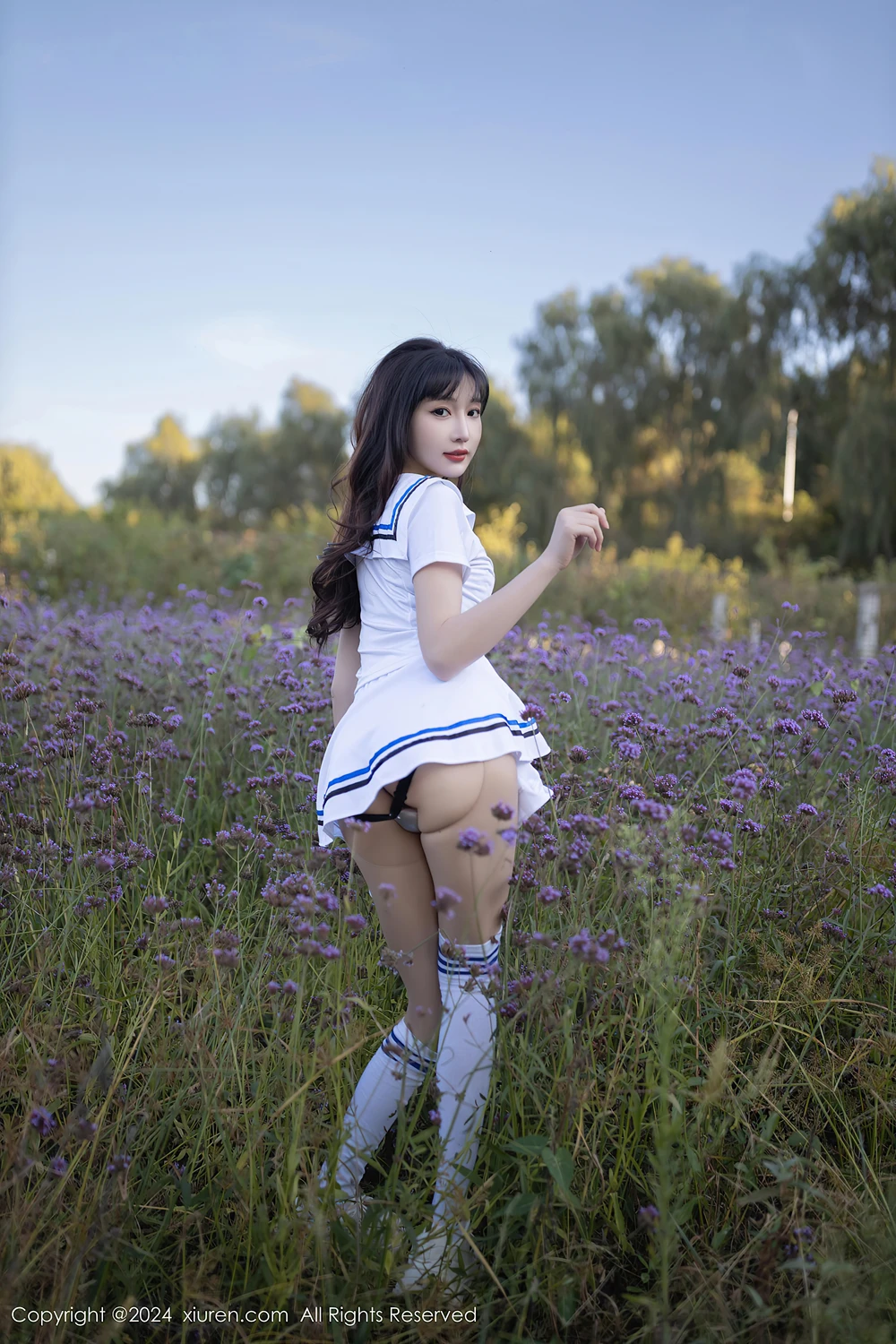 REN09M305_15.webp.webp REN09M305 15.webp