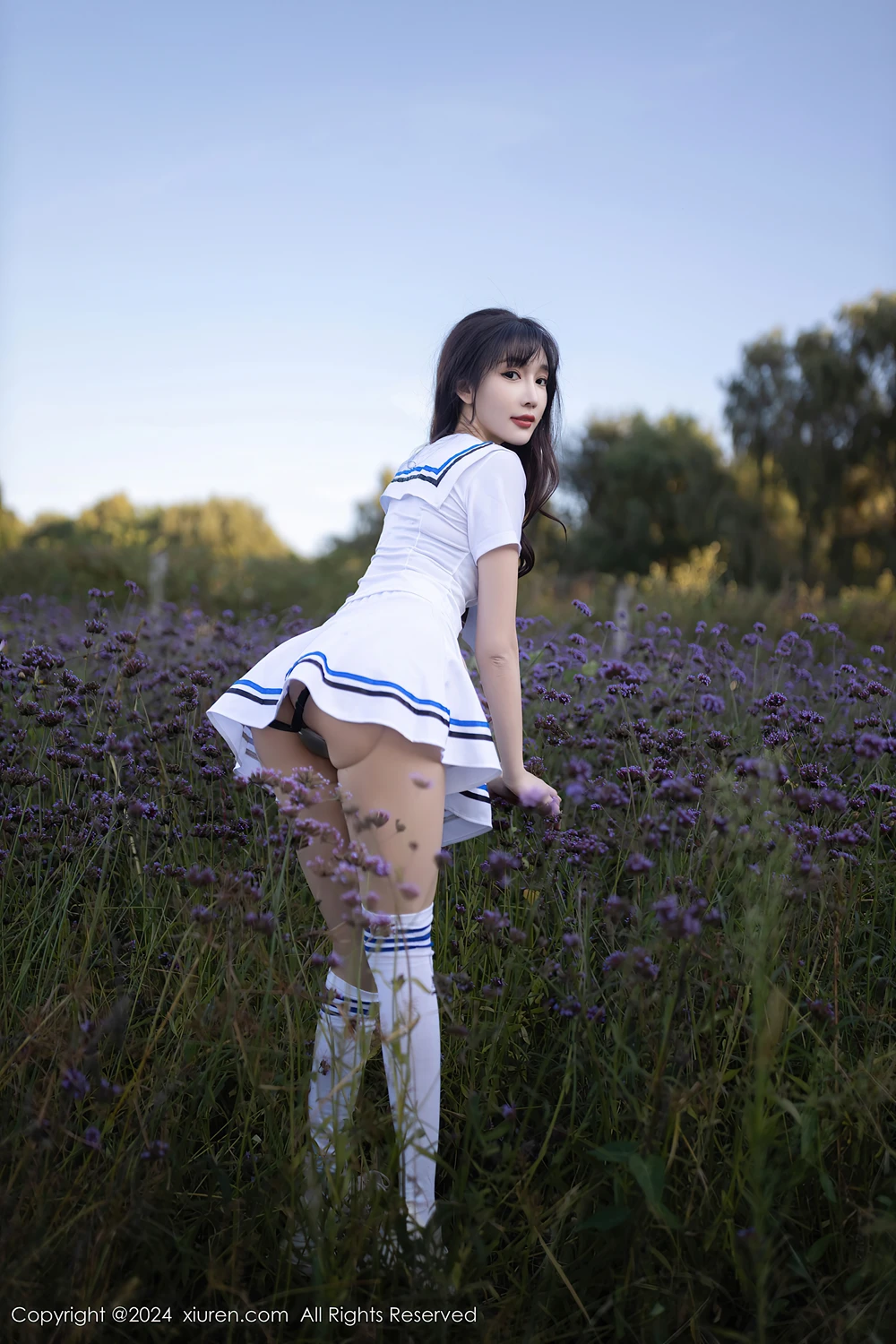 REN09M305_17.webp.webp REN09M305 17.webp