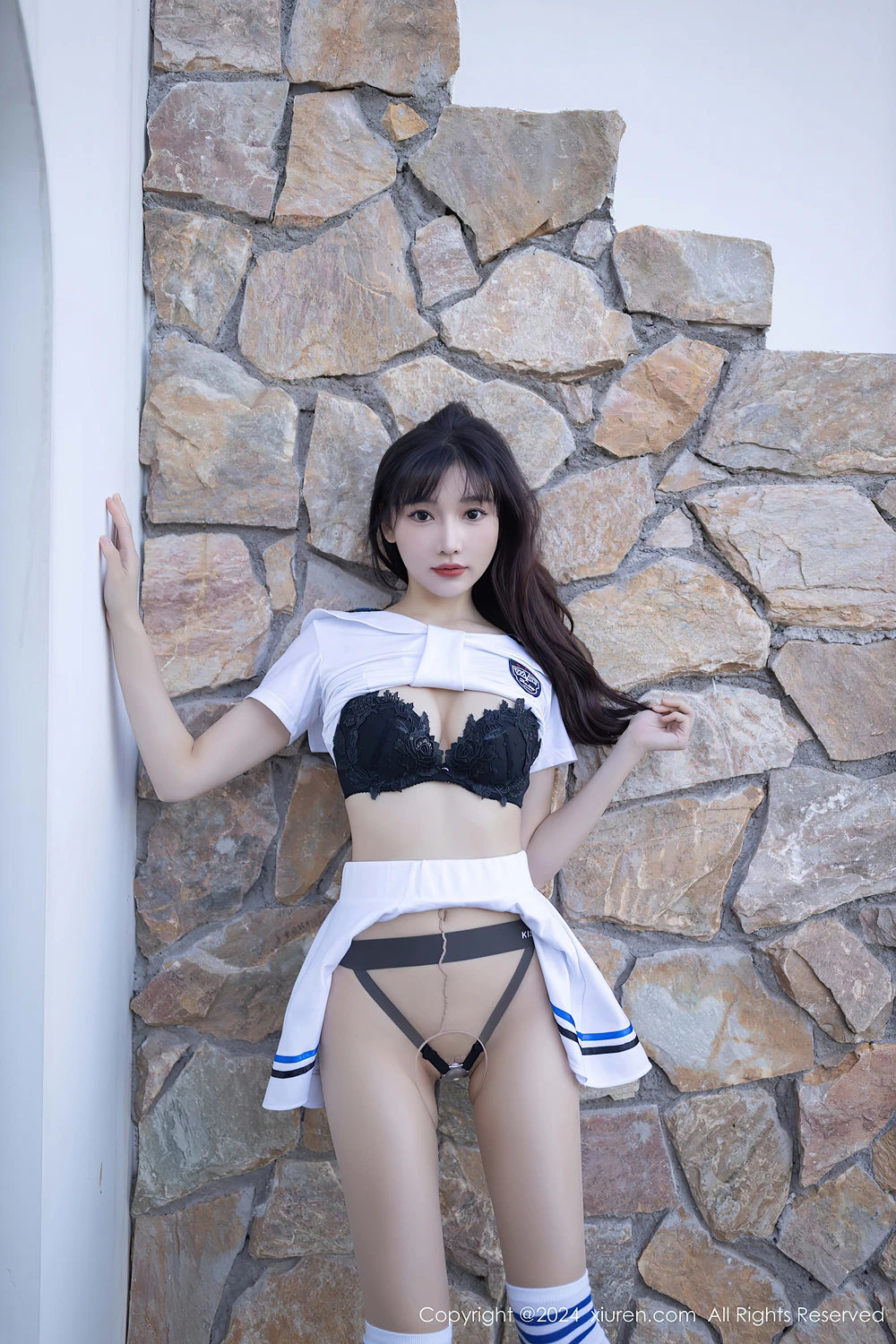 REN09M305_29.webp.webp REN09M305 29.webp