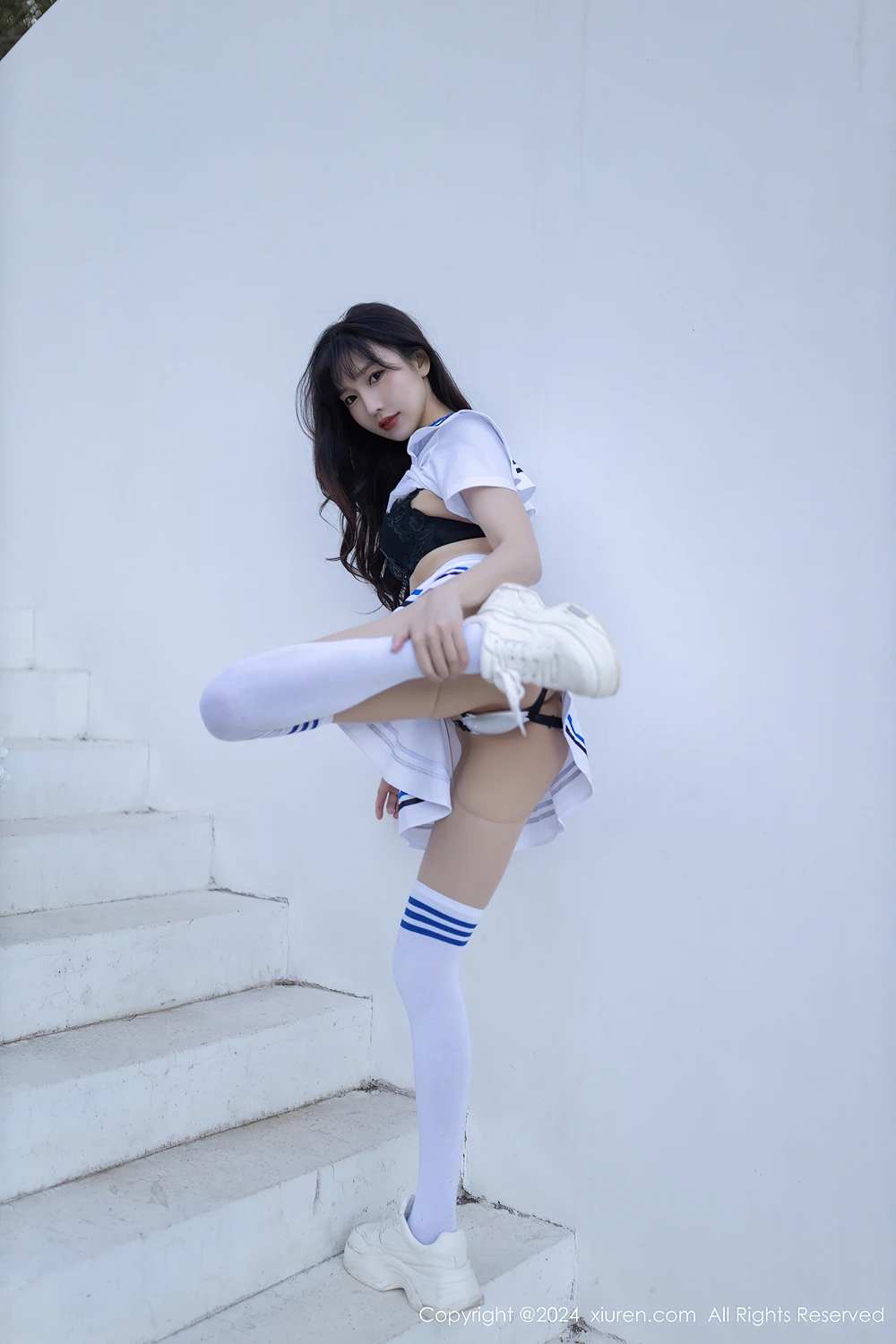REN09M305_36.webp.webp REN09M305 36.webp
