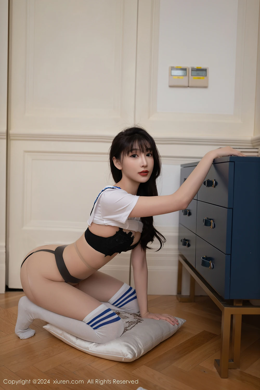 REN09M305_49.webp.webp REN09M305 49.webp