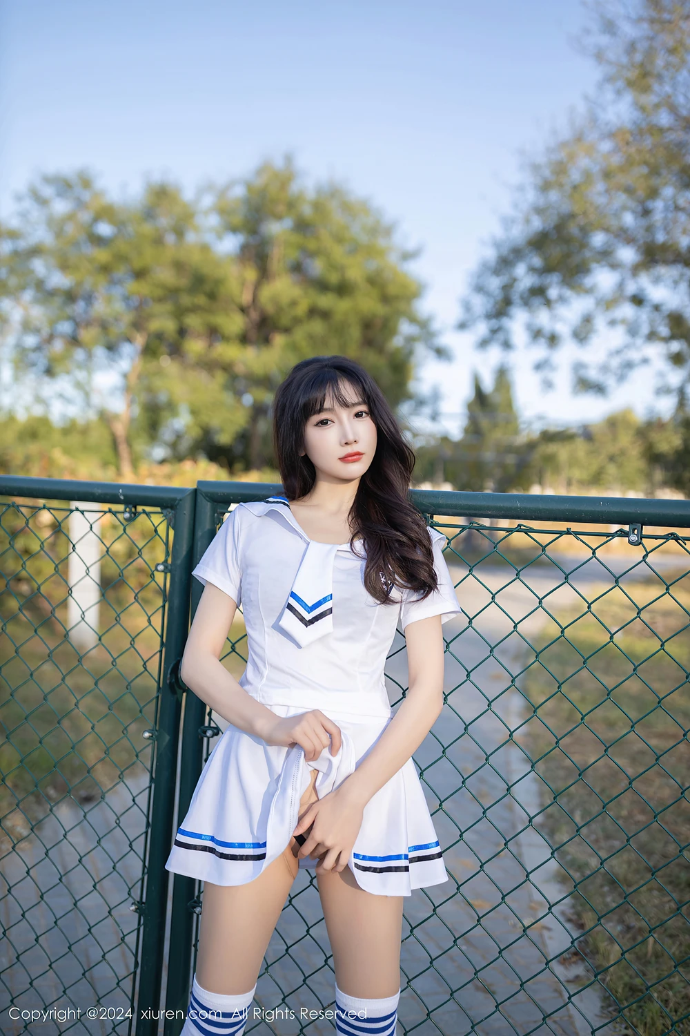 REN09M305_8.webp.webp REN09M305 8.webp