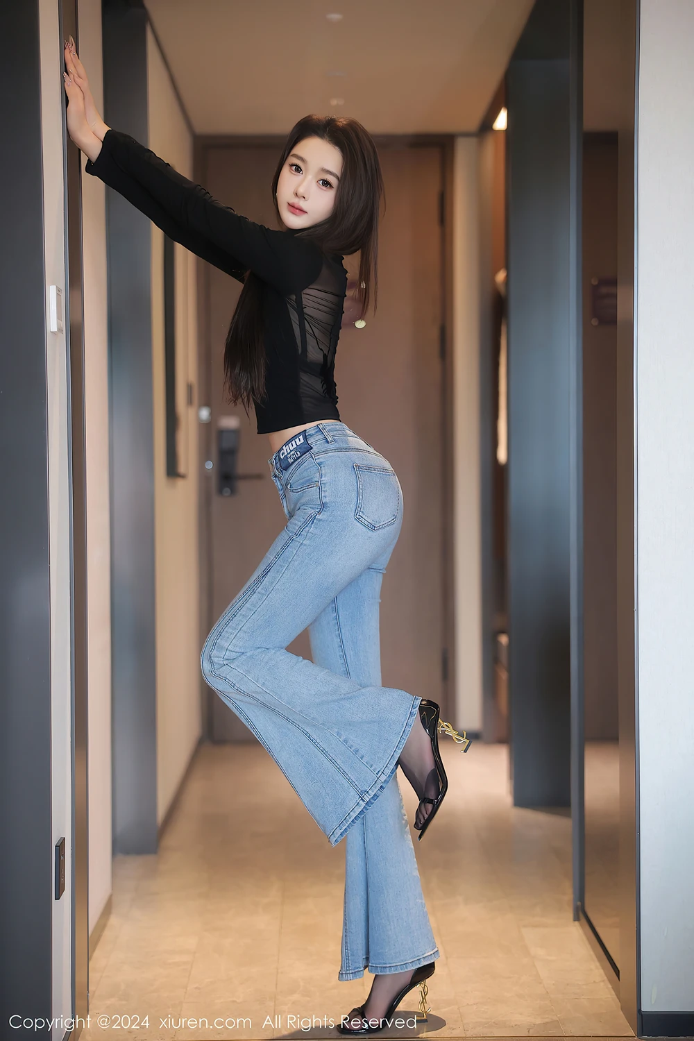 REN10M064_3.webp.webp REN10M064 3.webp