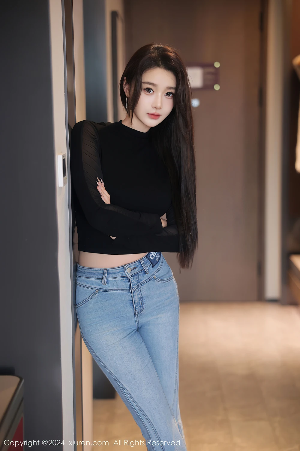 REN10M064_5.webp.webp REN10M064 5.webp
