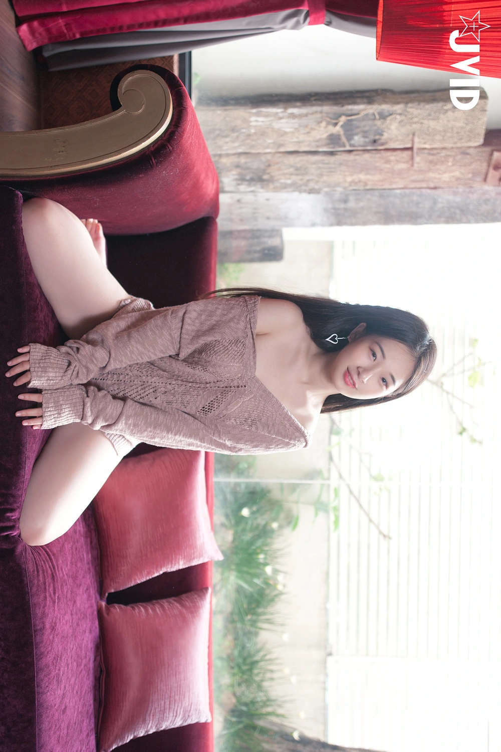 REN10M067_17.webp.webp REN10M067 17.webp
