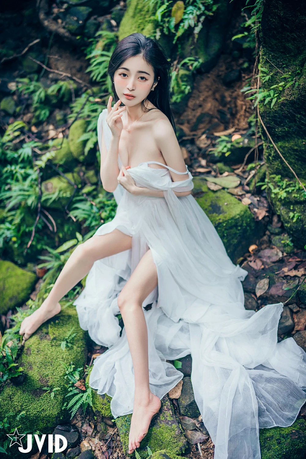 REN10M072_12.webp.webp REN10M072 12.webp