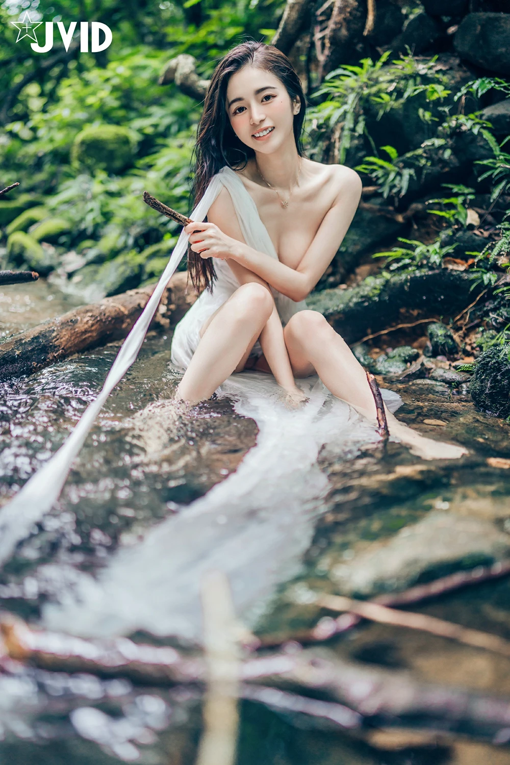 REN10M072_18.webp.webp REN10M072 18.webp