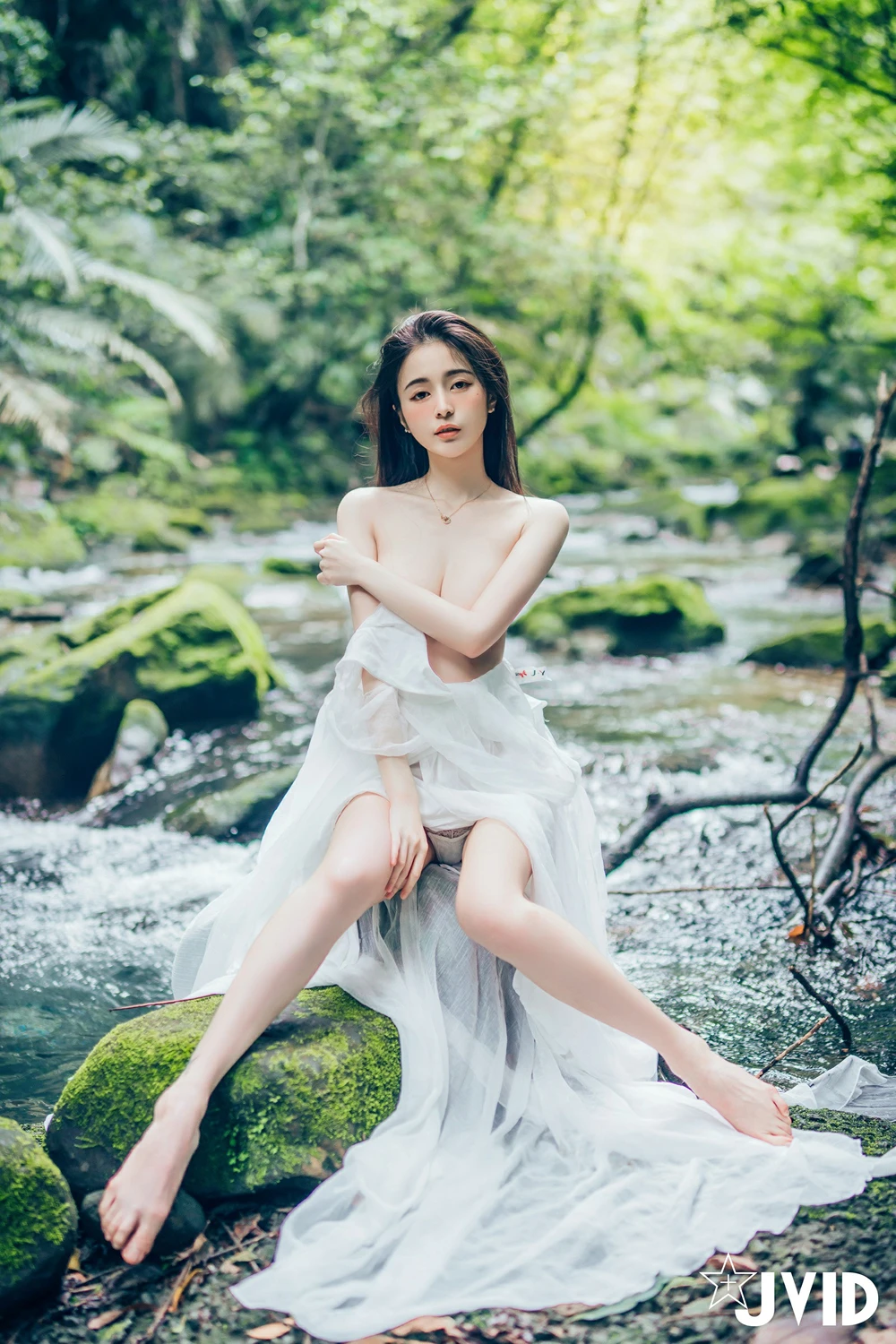 REN10M072_43.webp.webp REN10M072 43.webp