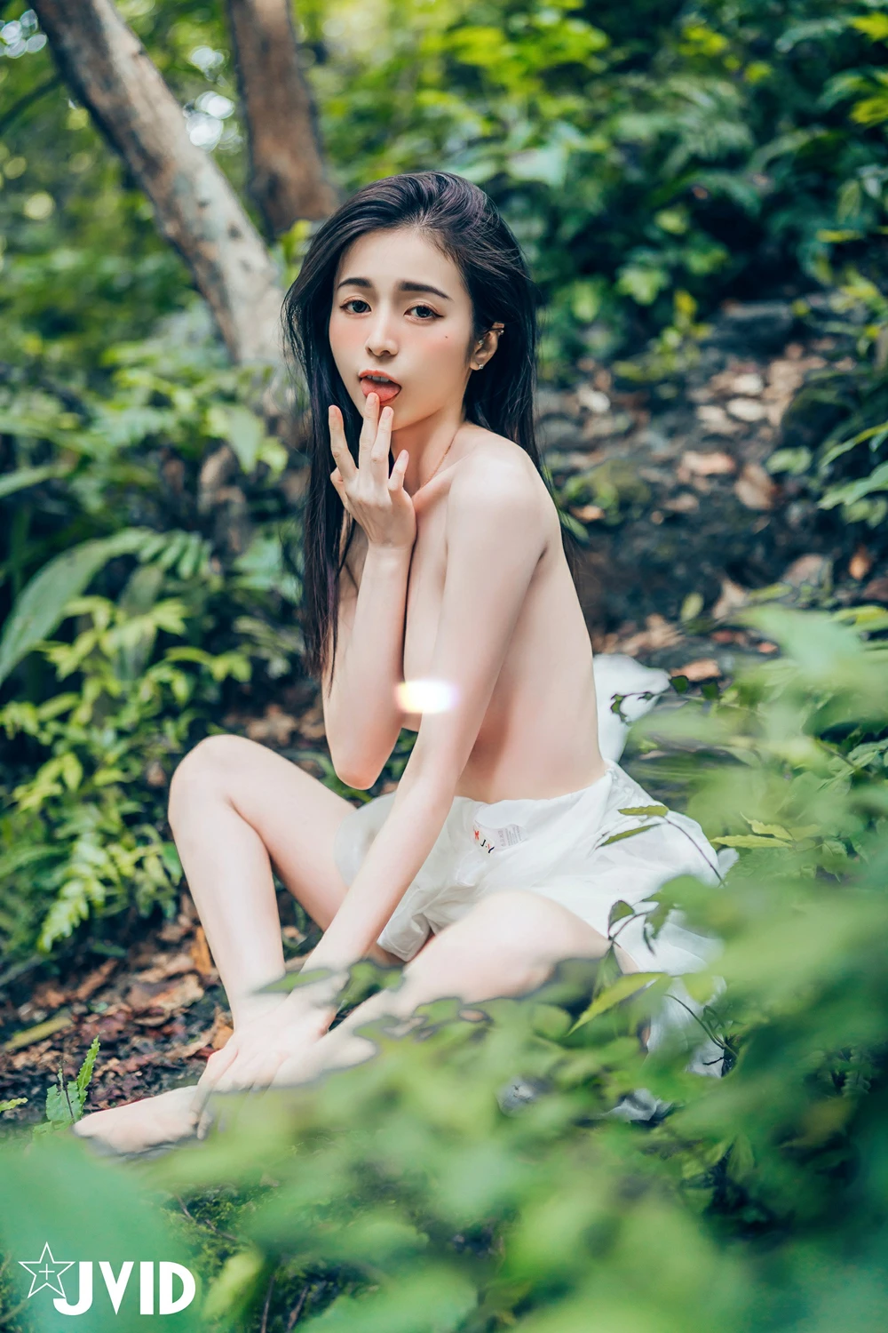 REN10M072_87.webp.webp REN10M072 87.webp