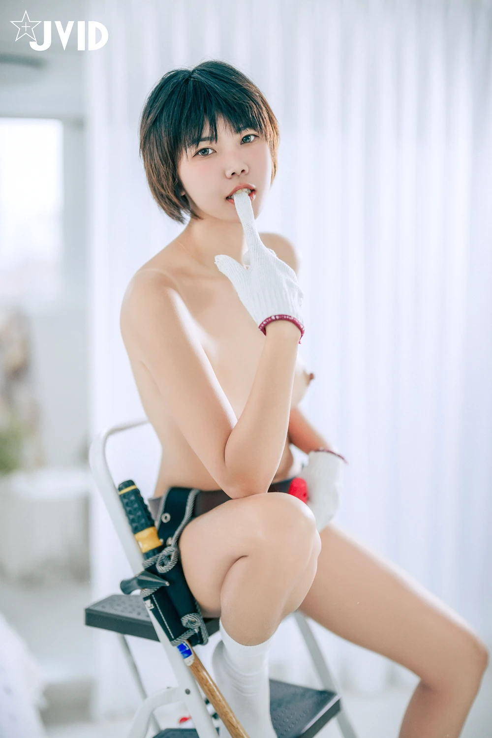 REN10M171_78.webp.webp REN10M171 78.webp