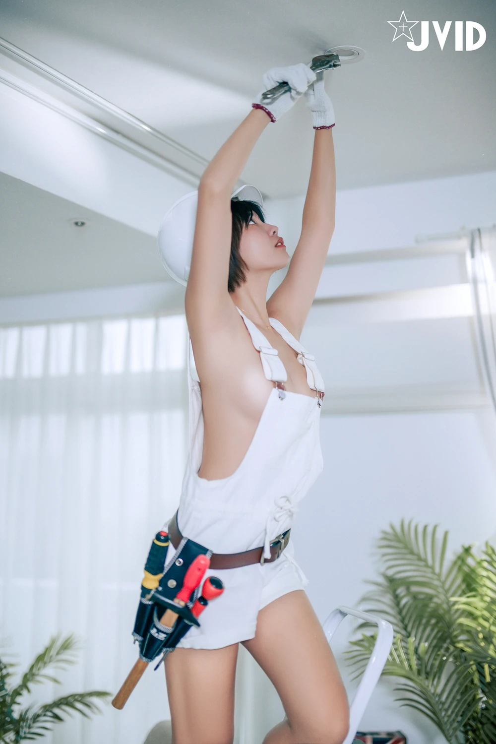 REN10M171_9.webp.webp REN10M171 9.webp