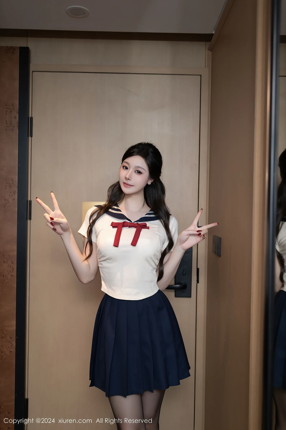 REN10M181_6.webp.webp REN10M181 6.webp