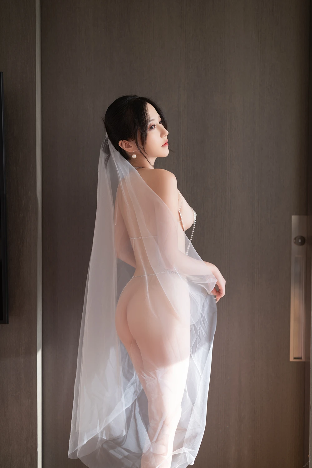 REN10M273_60.webp.webp REN10M273 60.webp